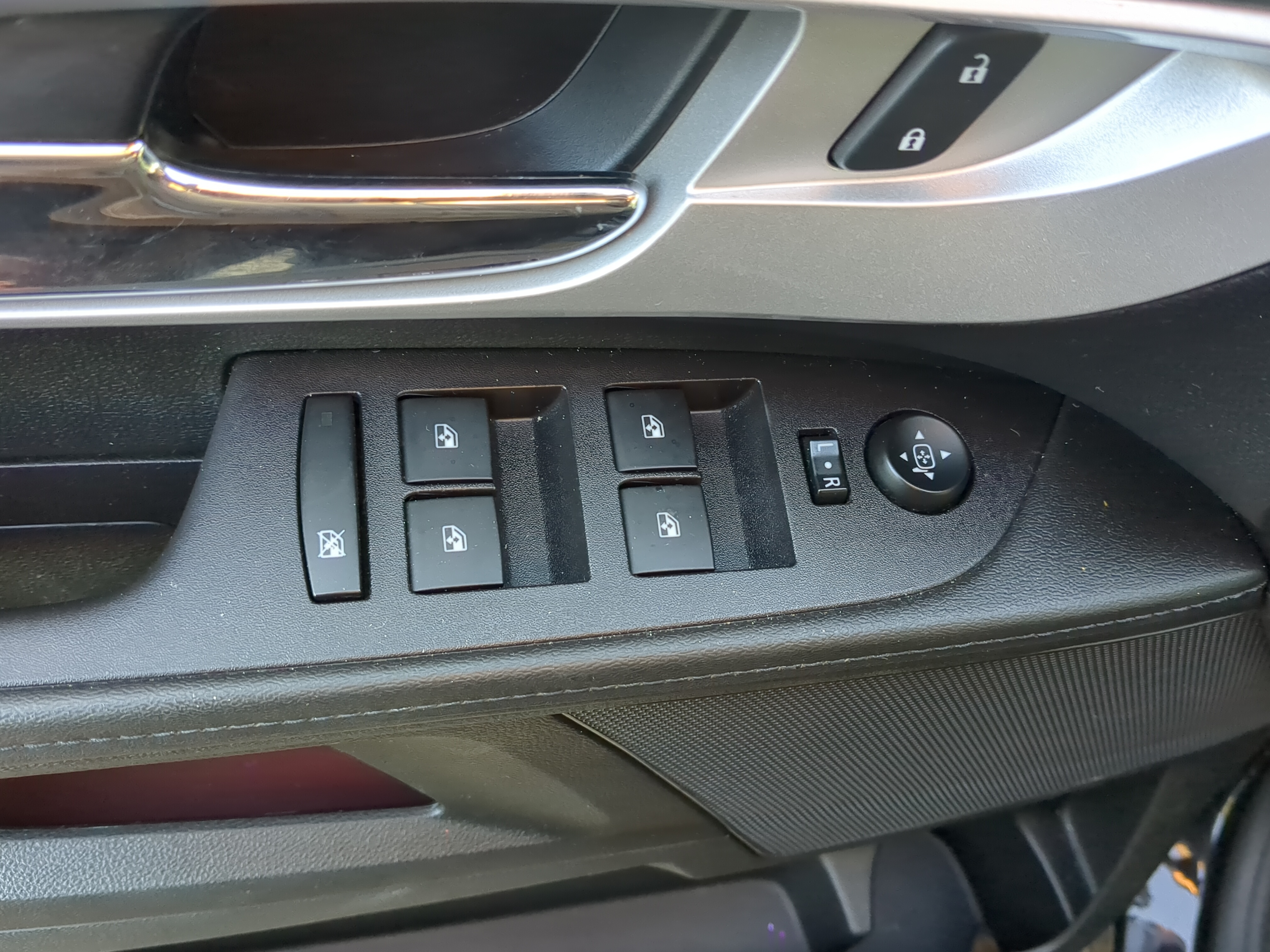 2010-2017 Chevrolet Equinox Driver Left Door Master Power Window Switch 1205930 - Oemusedautoparts1.com