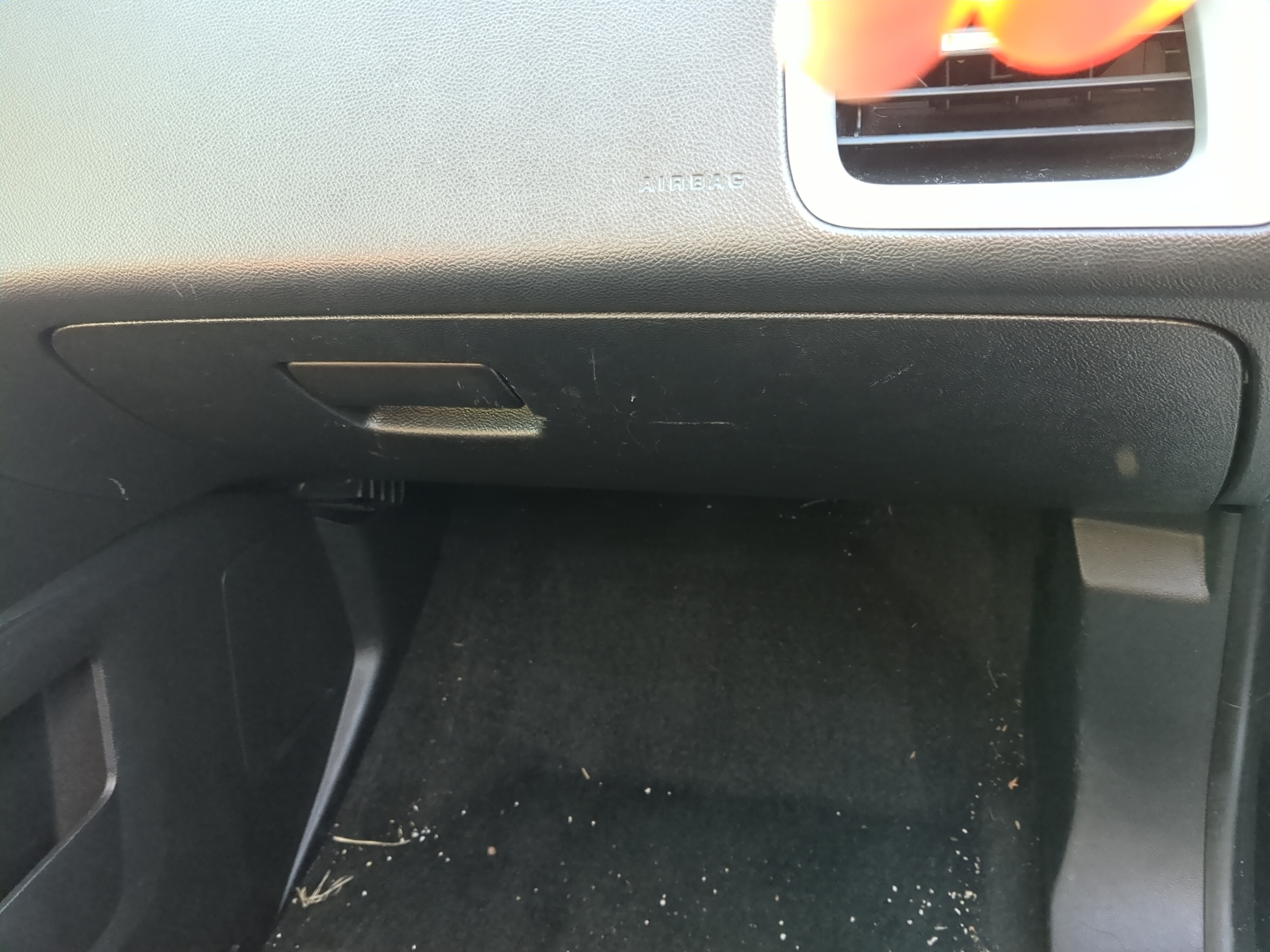 2017 Chevrolet Equinox Passenger Glove Box Door Storage Compartment 1206043 - Oemusedautoparts1.com