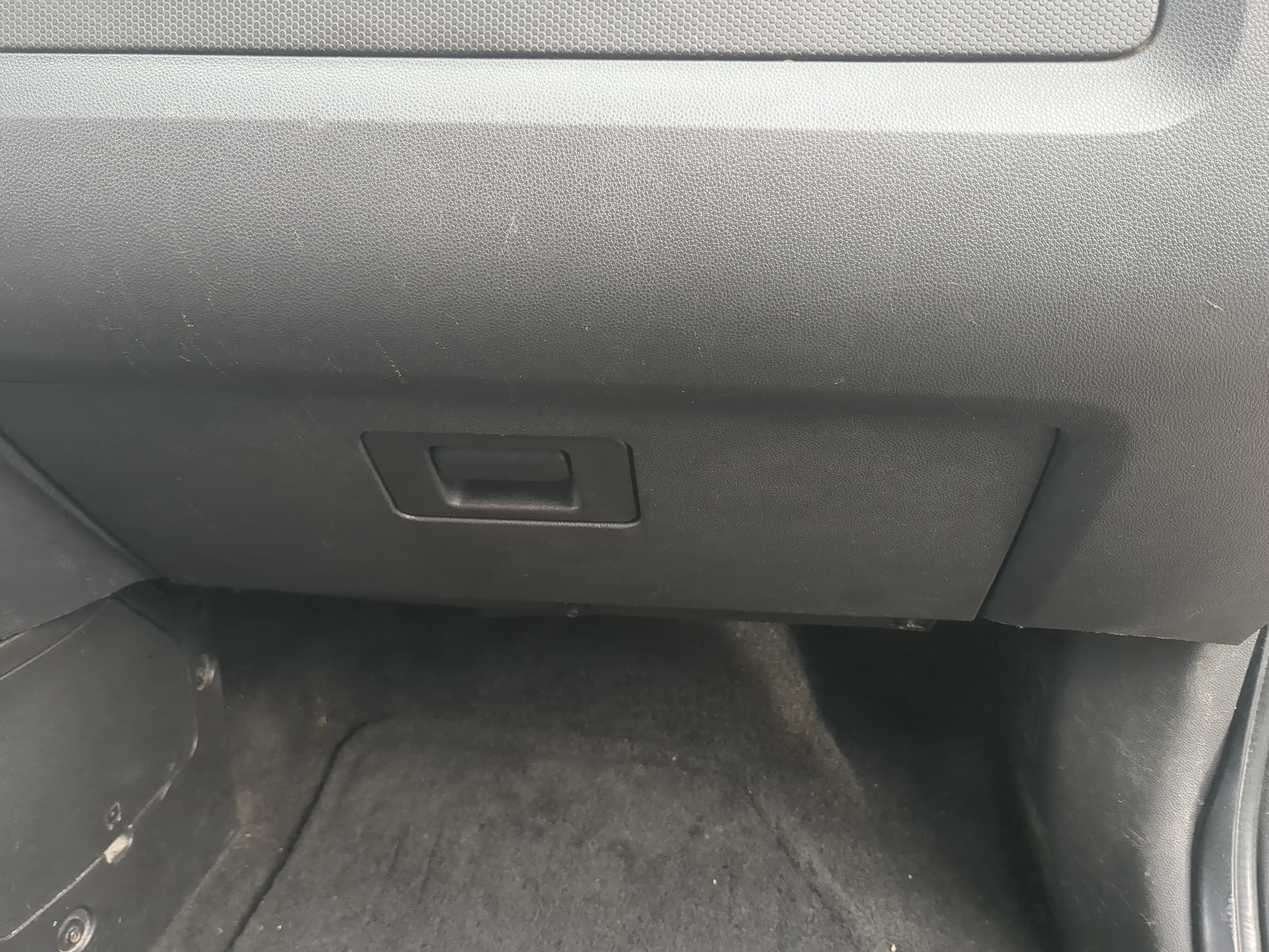 2009 Ford Escape Passenger Glove Box Door Storage Compartment 1206296 - Oemusedautoparts1.com
