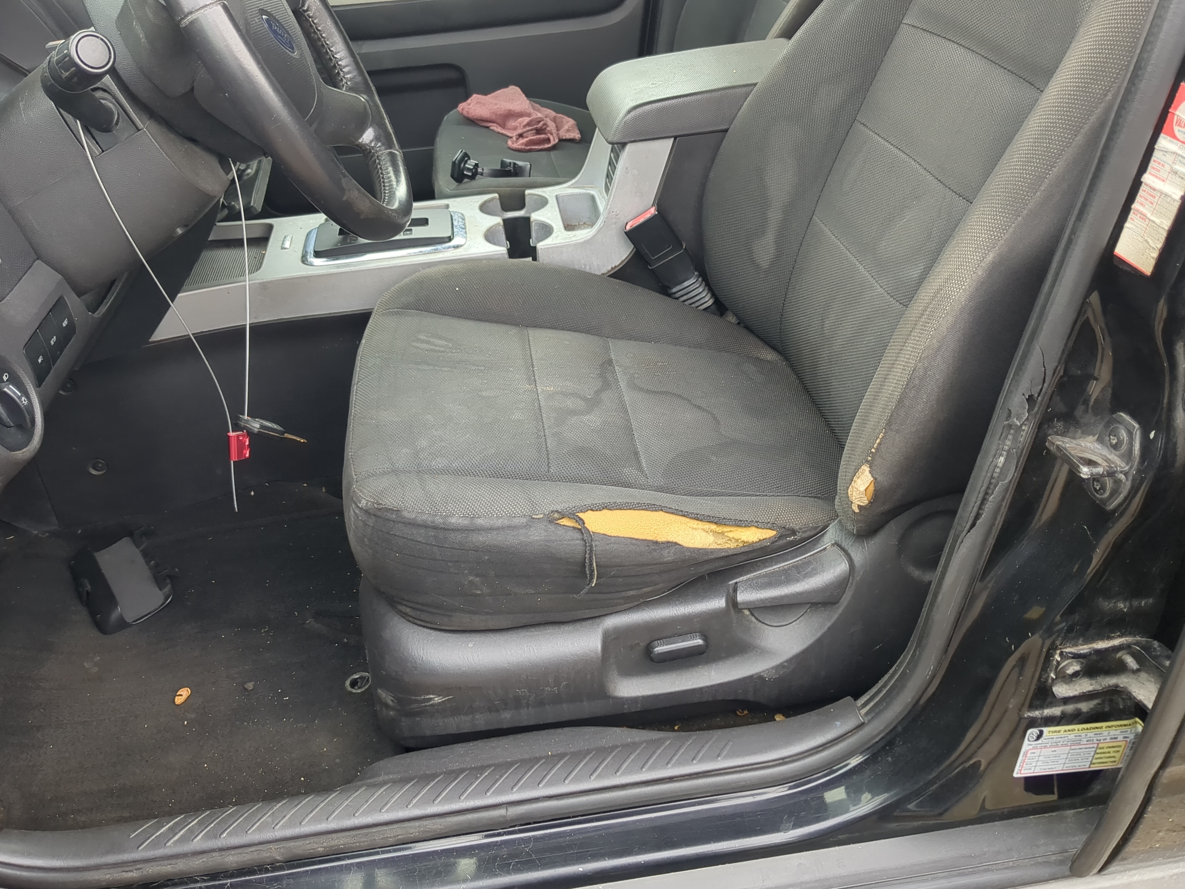 2009-2009 Ford Escape Driver Front Seat Oem 1206321 - Oemusedautoparts1.com