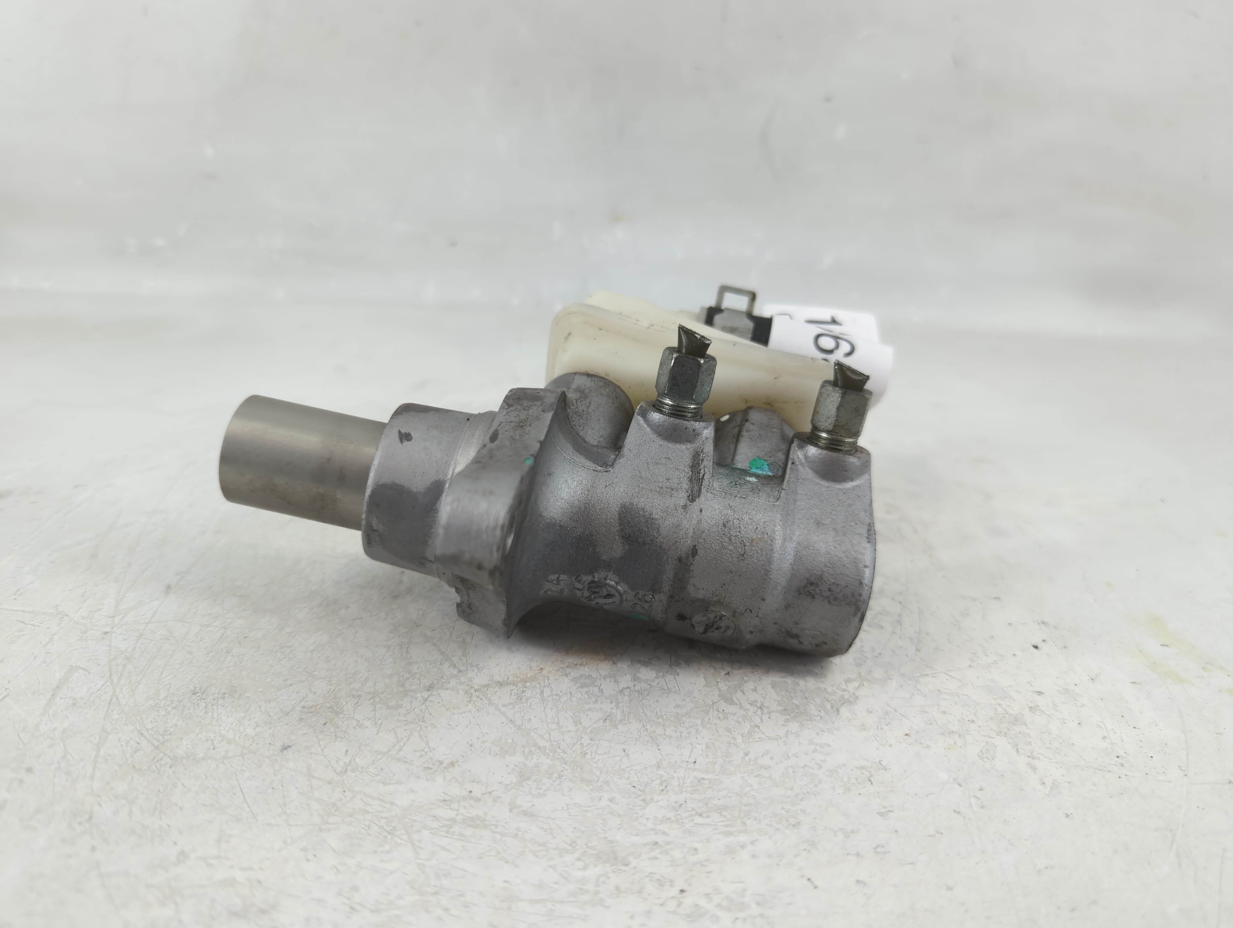 2013-2020 Nissan Pathfinder Brake Master Cylinder 1206489 - Oemusedautoparts1.com