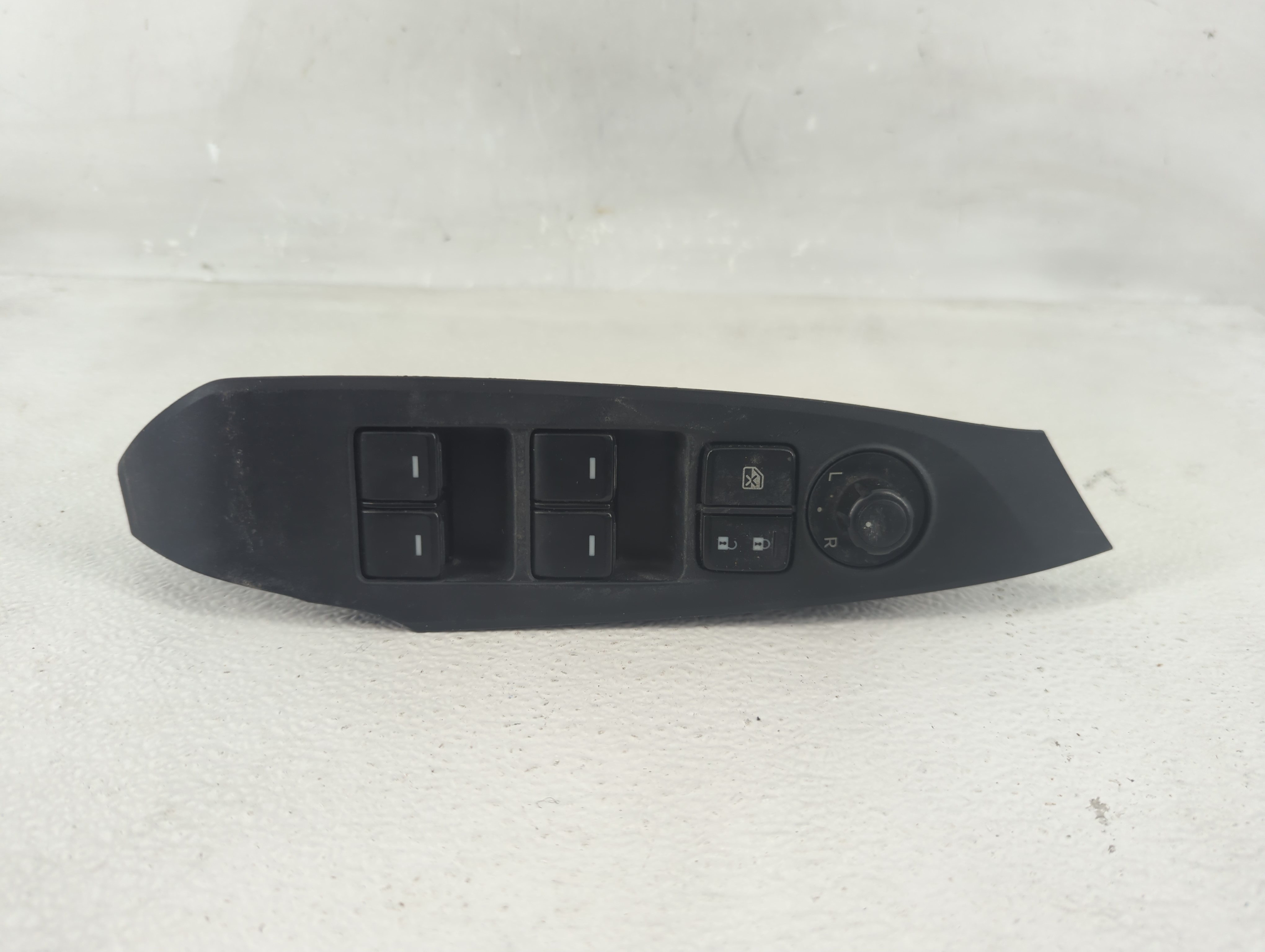 2014-2015 Mazda 6 Driver Left Door Master Power Window Switch Gjr9684l6 1206982 - Oemusedautoparts1.com