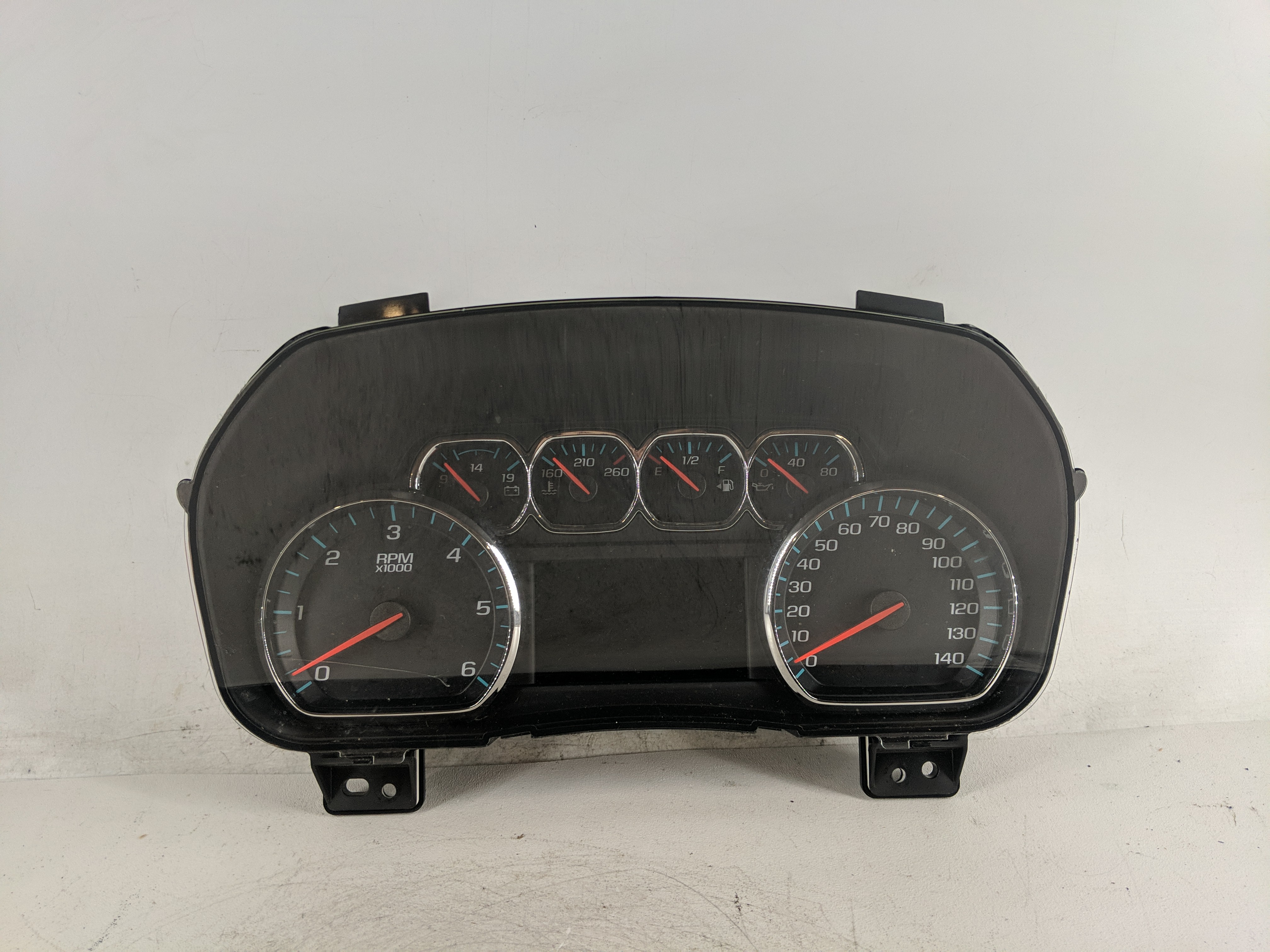 2018-2019 Chevrolet Silverado 1500 Speedometer Instrument Cluster Gauges 1207039 - Oemusedautoparts1.com