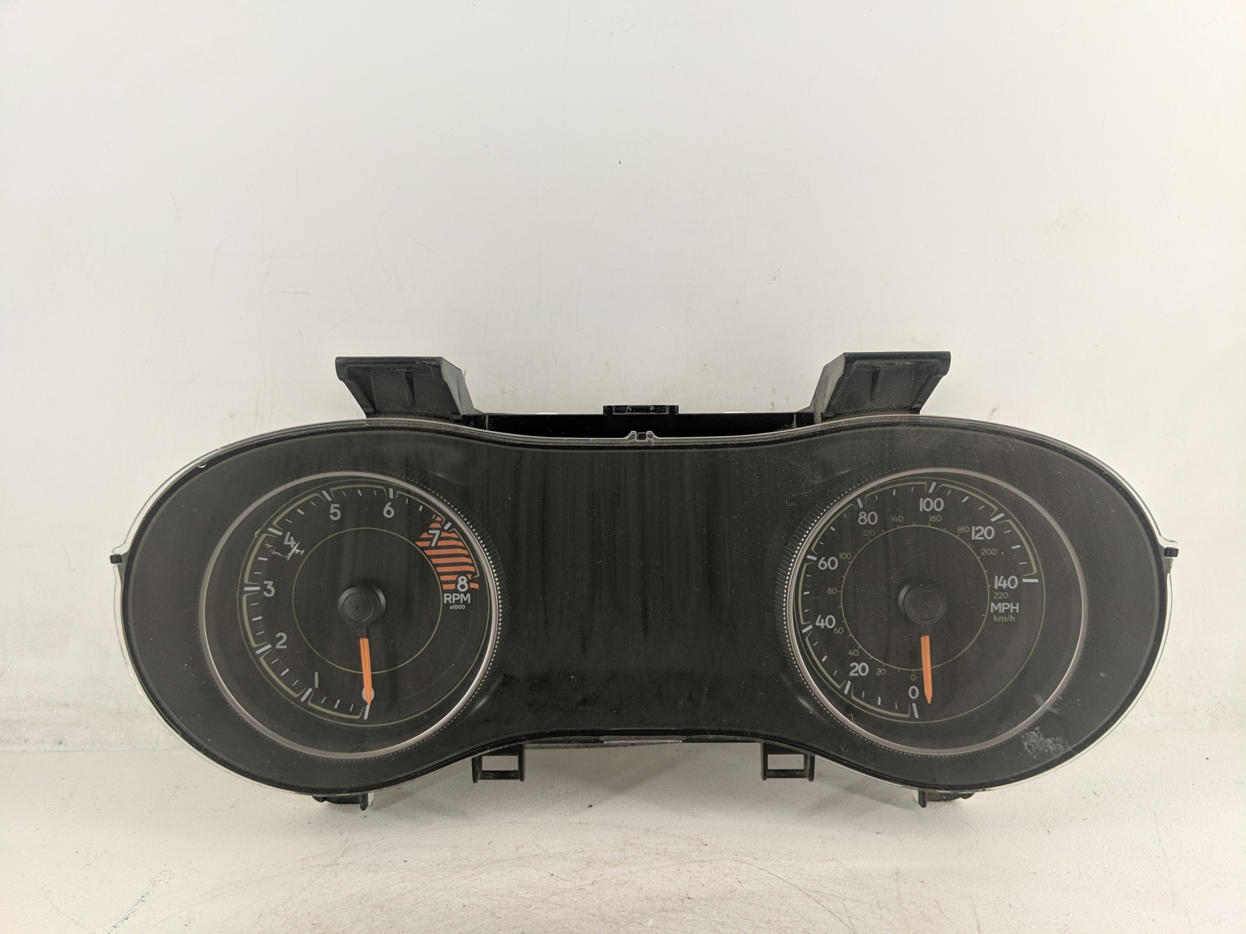 2019-2019 Jeep Cherokee Speedometer Instrument Cluster Gauges 1207129 - Oemusedautoparts1.com