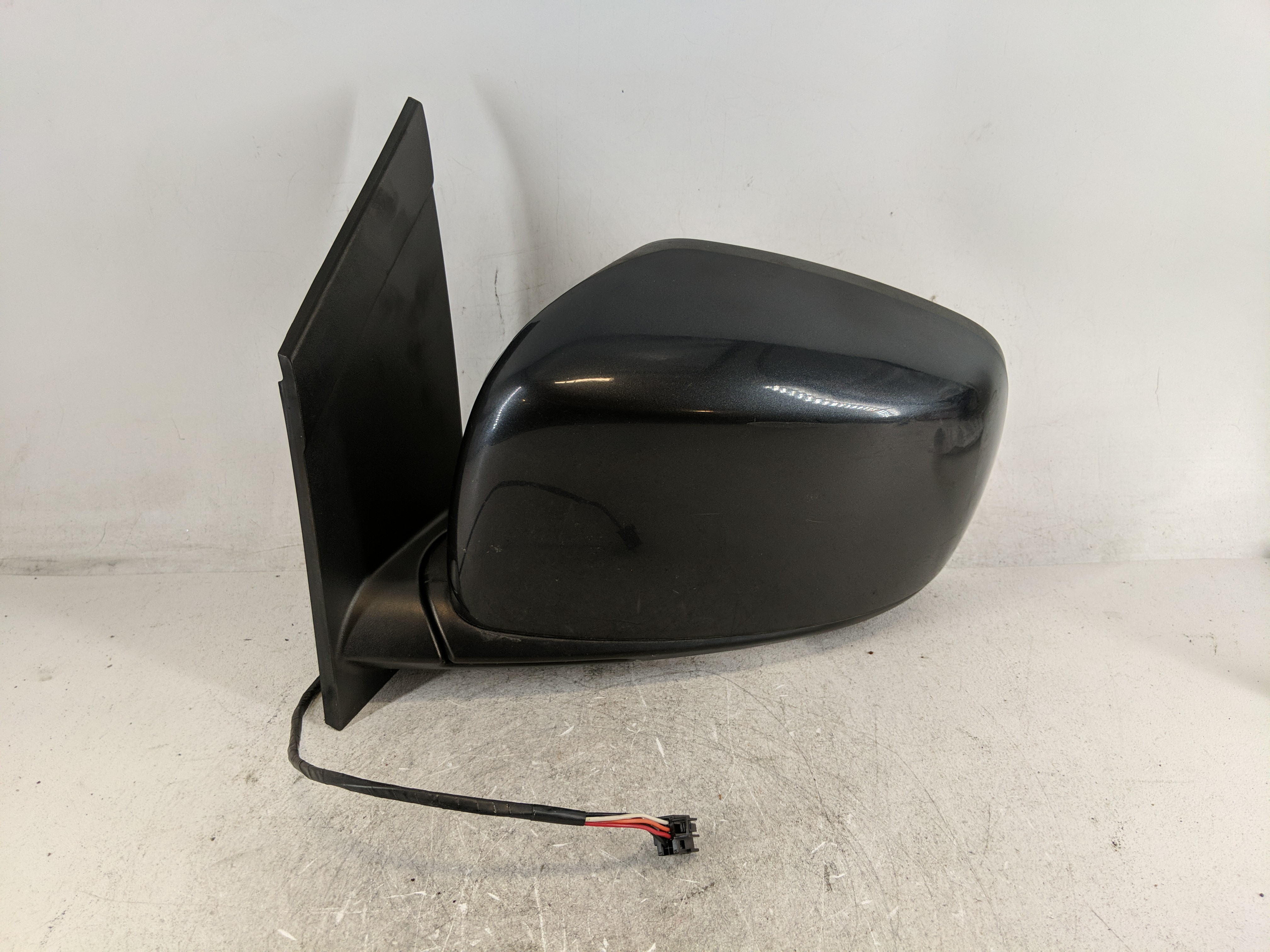 Dodge Caravan Driver Left Side View Power Door Mirror Gray 1207151 - Oemusedautoparts1.com