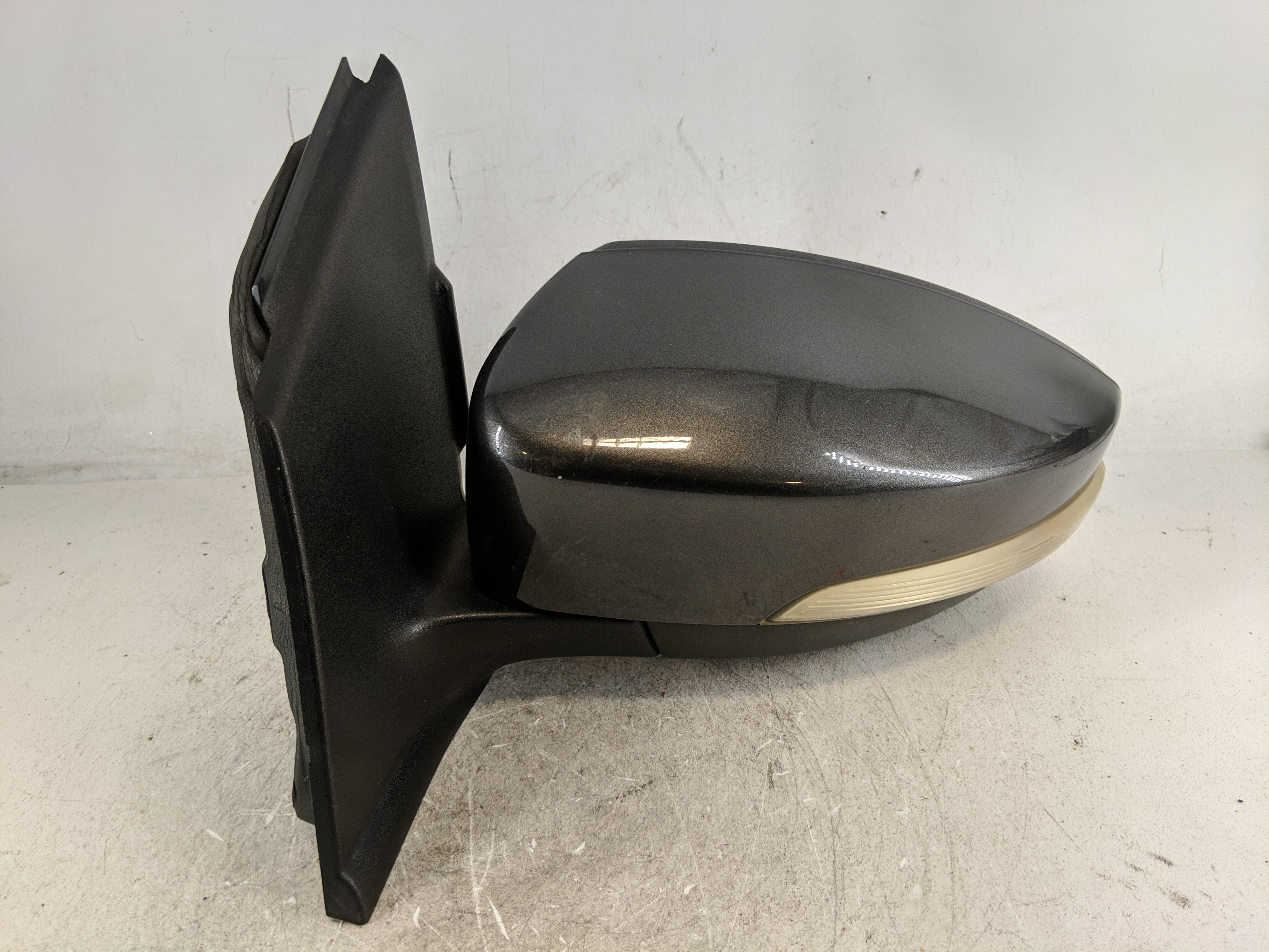 2013-2016 Ford Escape Driver Left Side View Power Door Mirror Dark Grey 1207152 - Oemusedautoparts1.com