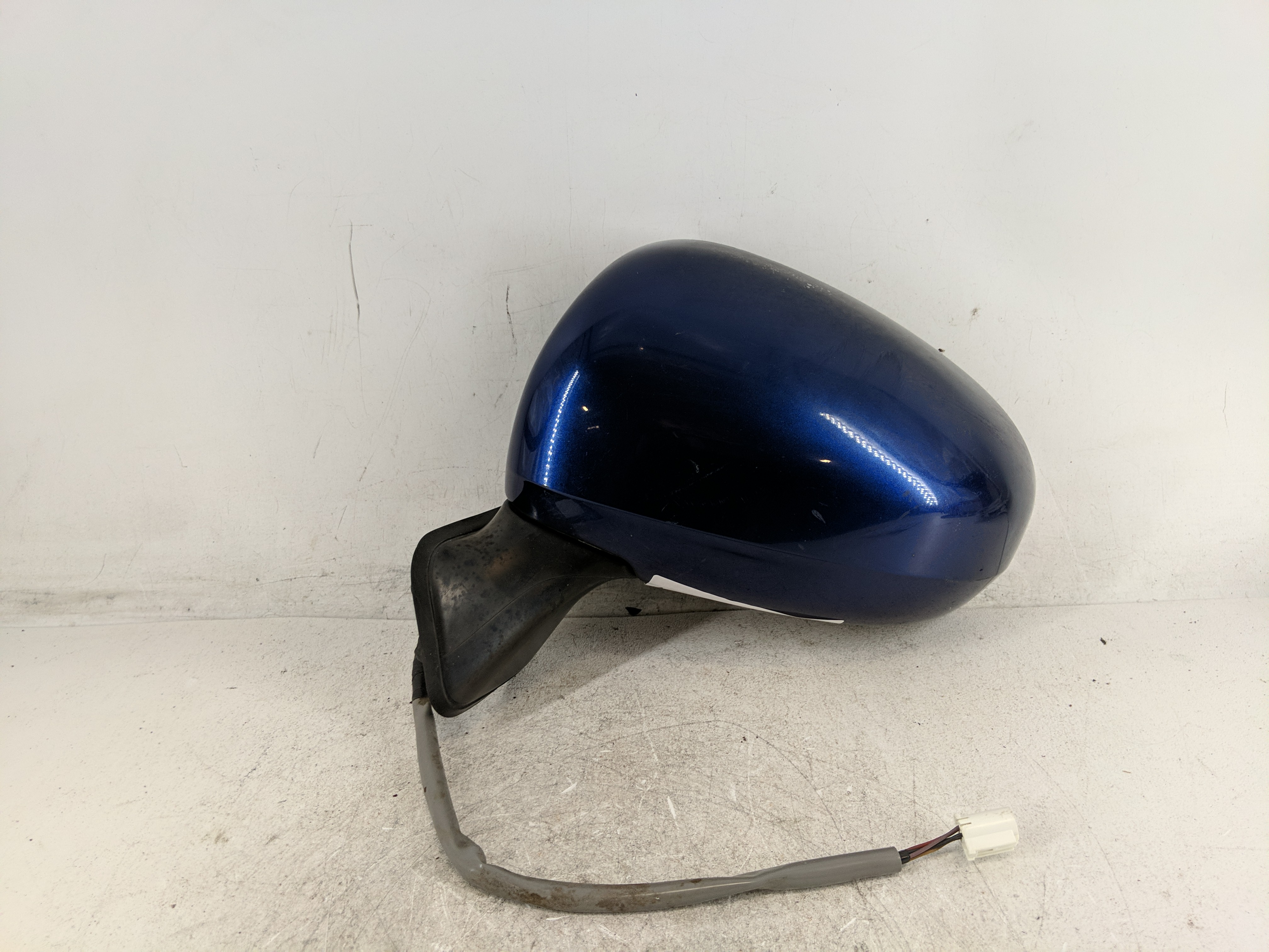 2010-2015 Toyota Prius Driver Left Side View Power Door Mirror Blue 1207156 - Oemusedautoparts1.com