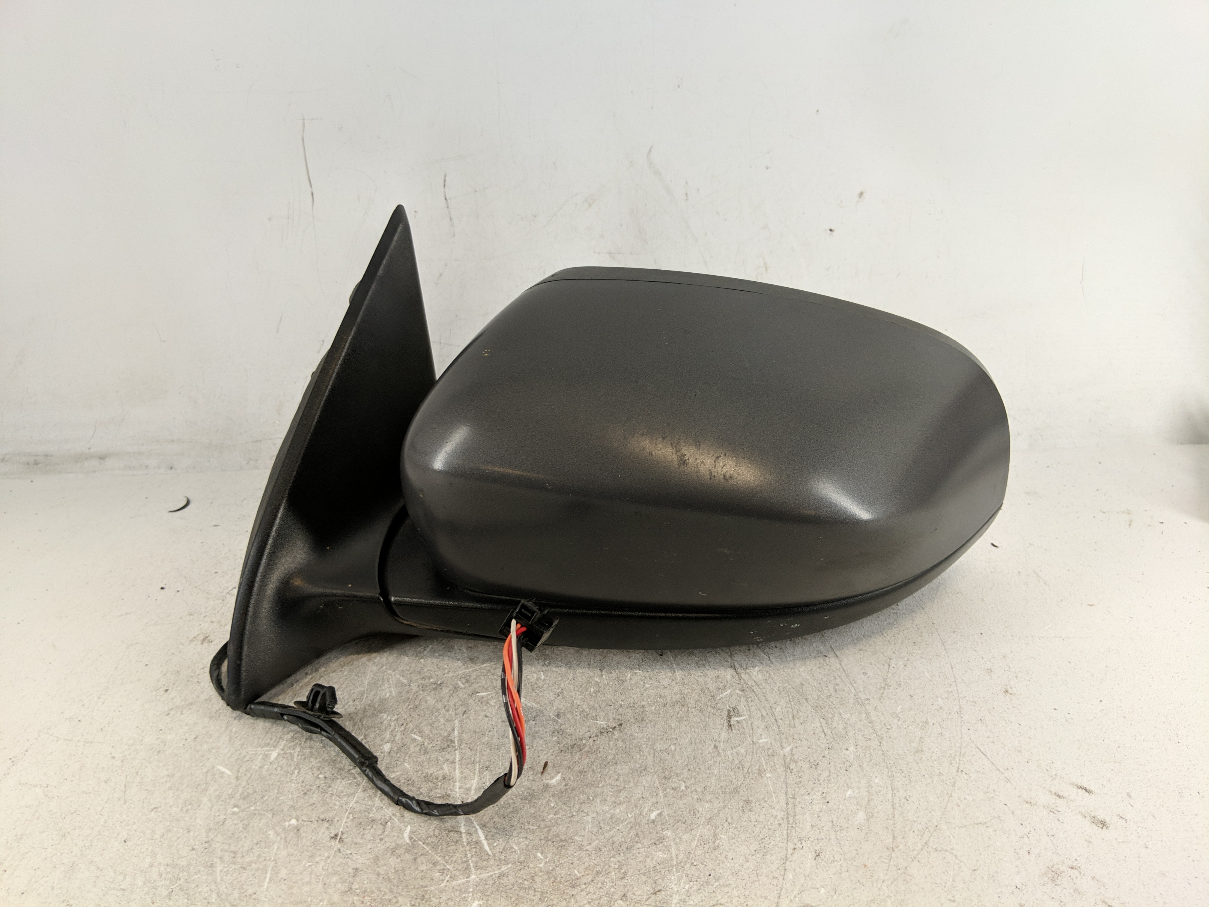 2014-2021 Jeep Cherokee Driver Left Side View Power Door Mirror 1207183 - Oemusedautoparts1.com