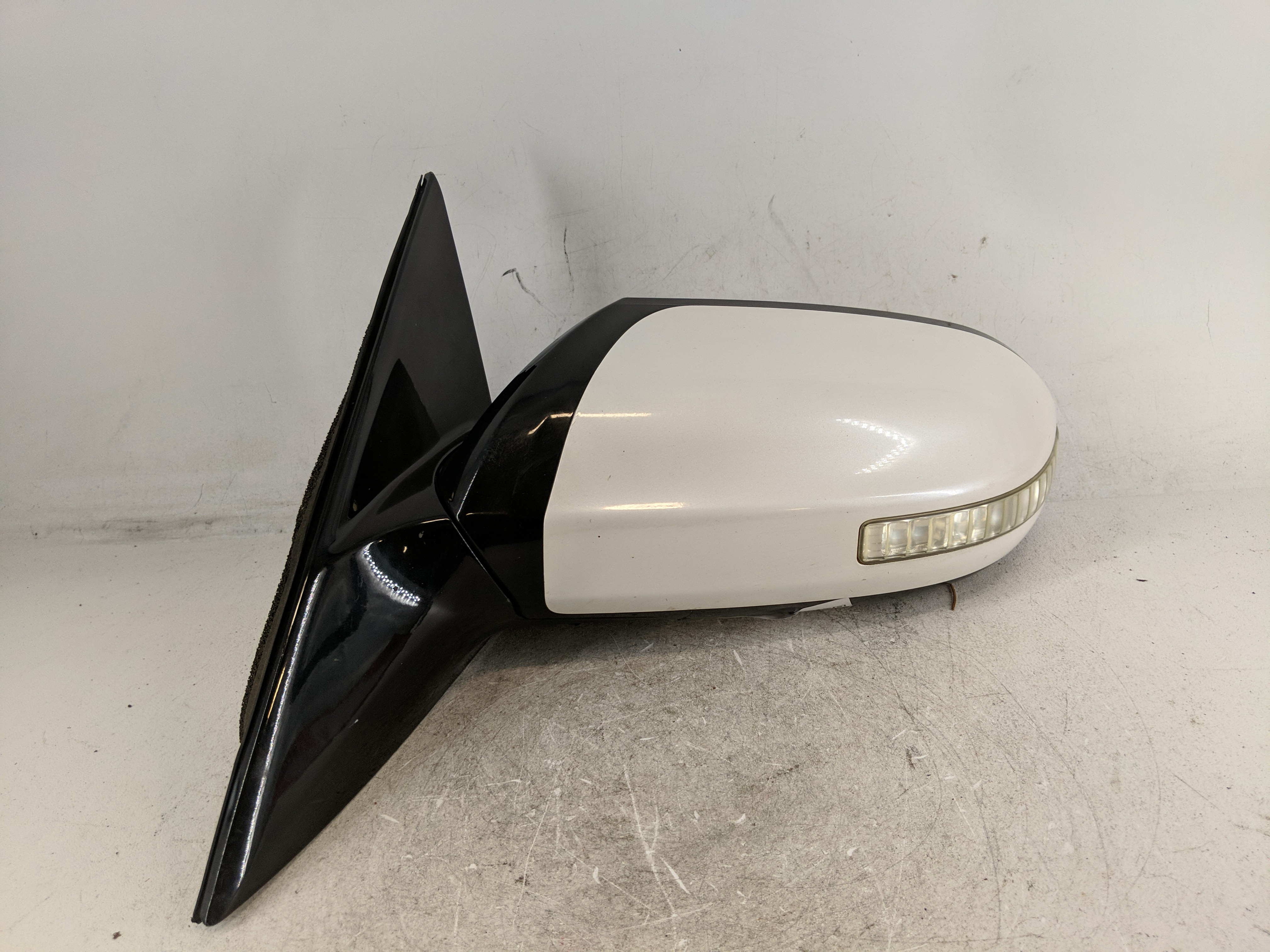 2009-2014 Nissan Maxima Driver Left Side View Power Door Mirror White 1207186 - Oemusedautoparts1.com