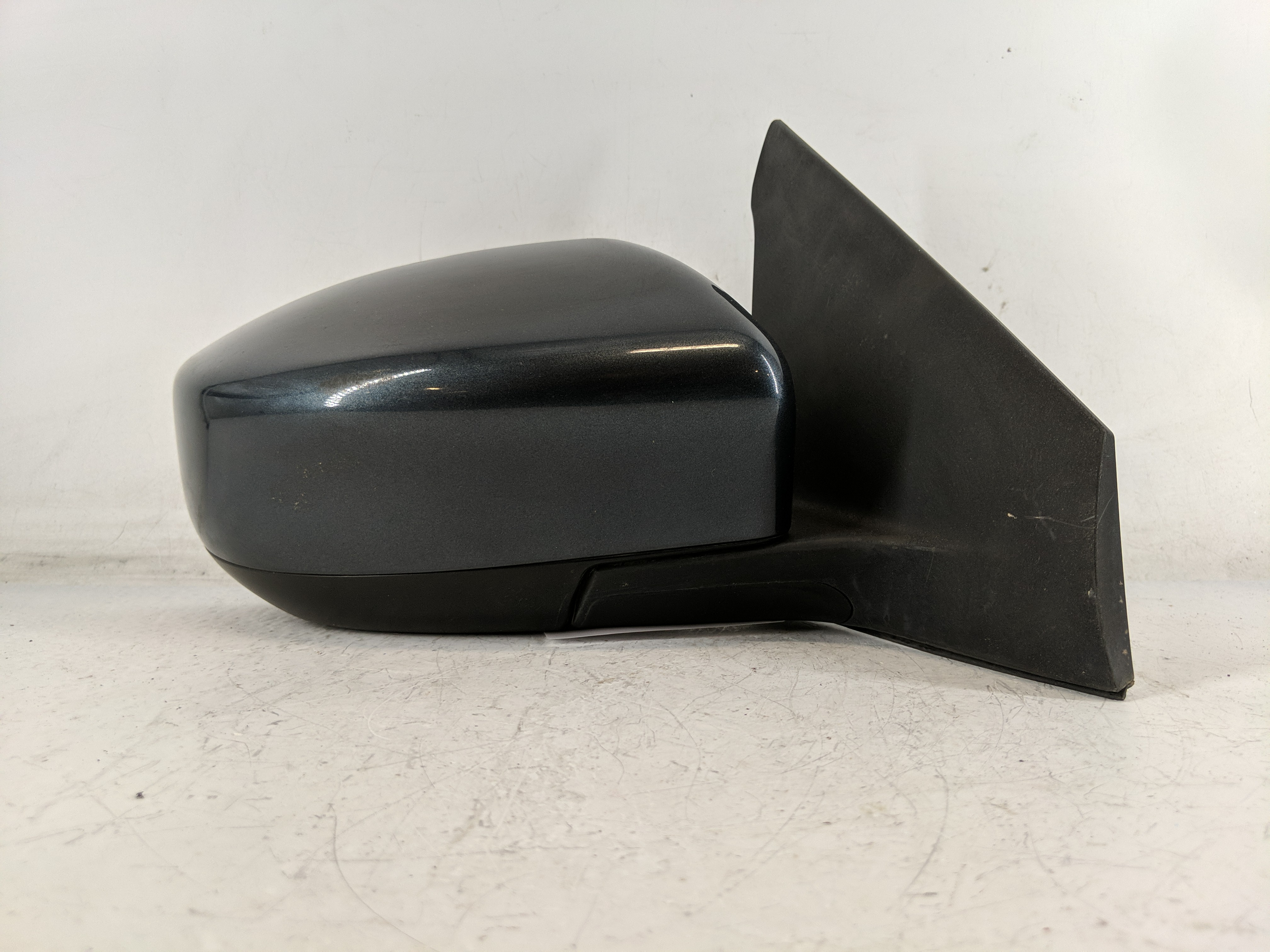 2013-2015 Nissan Sentra Passenger Right Side View Power Door Mirror 1207190 - Oemusedautoparts1.com