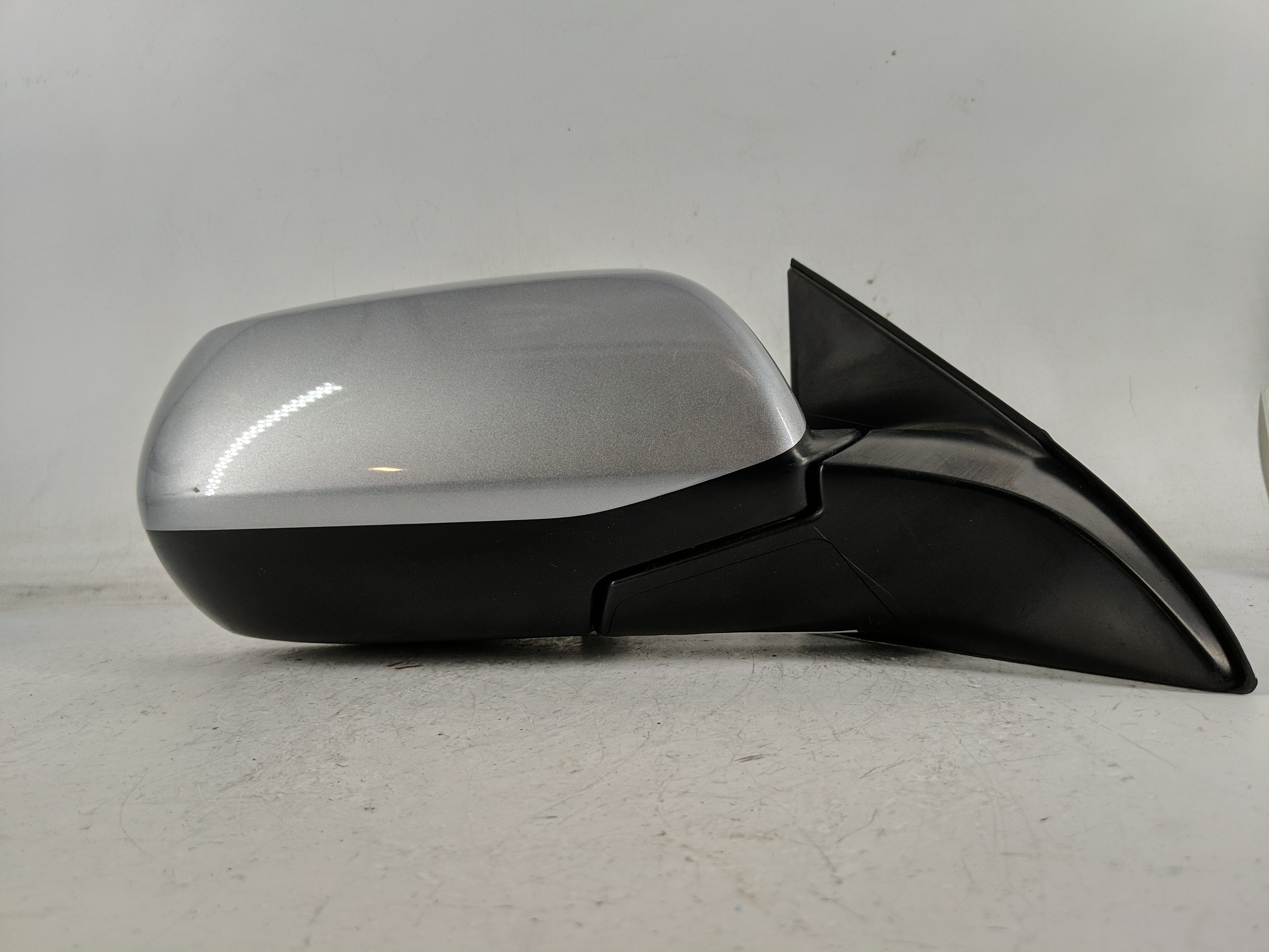 2018 Honda Hr-v Passenger Right Side View Power Door Mirror Gray 1207216 - Oemusedautoparts1.com