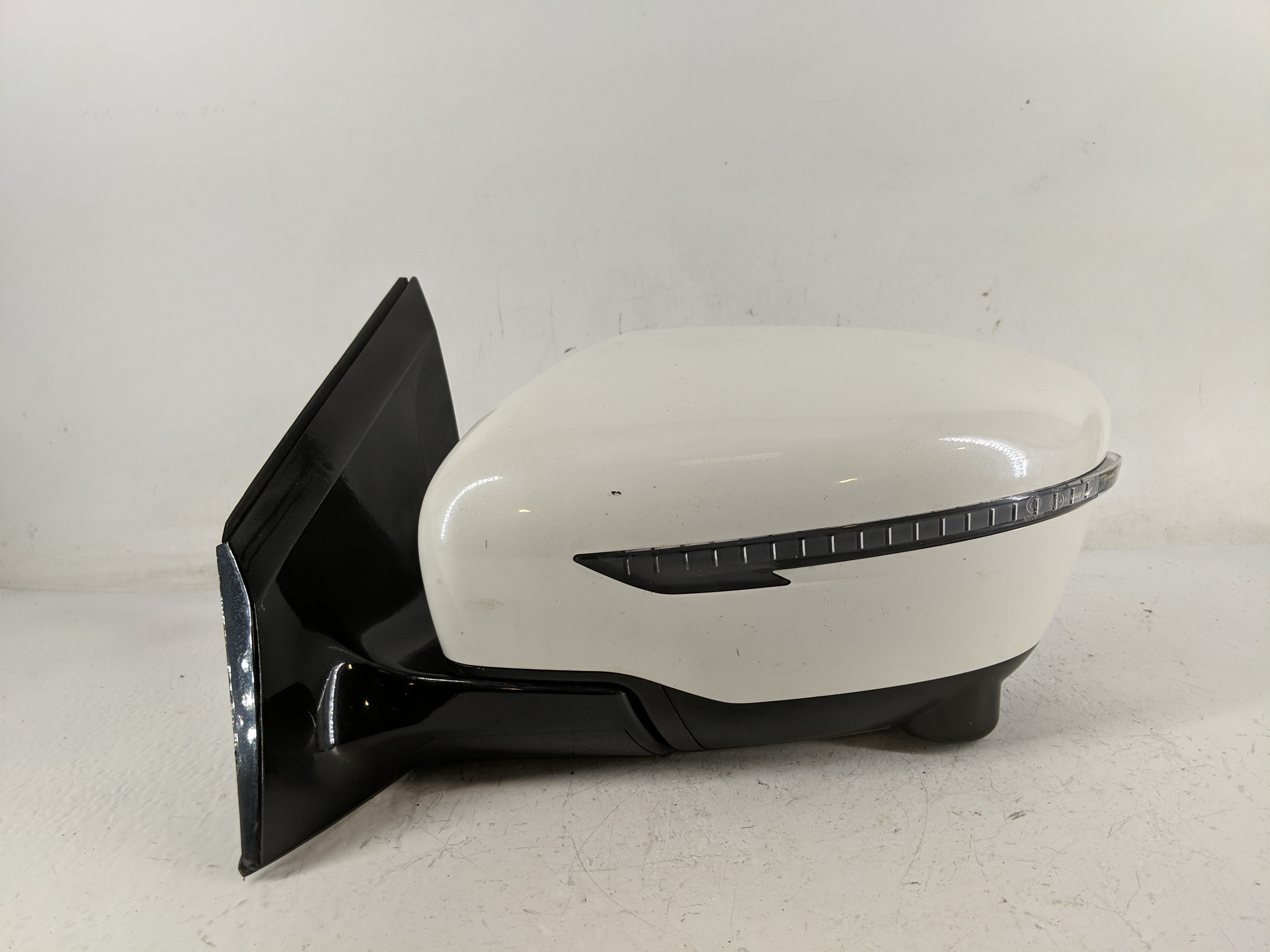 Picture of 2016-2022 Nissan Murano Driver Left Side View Power Door Mirror 1207217