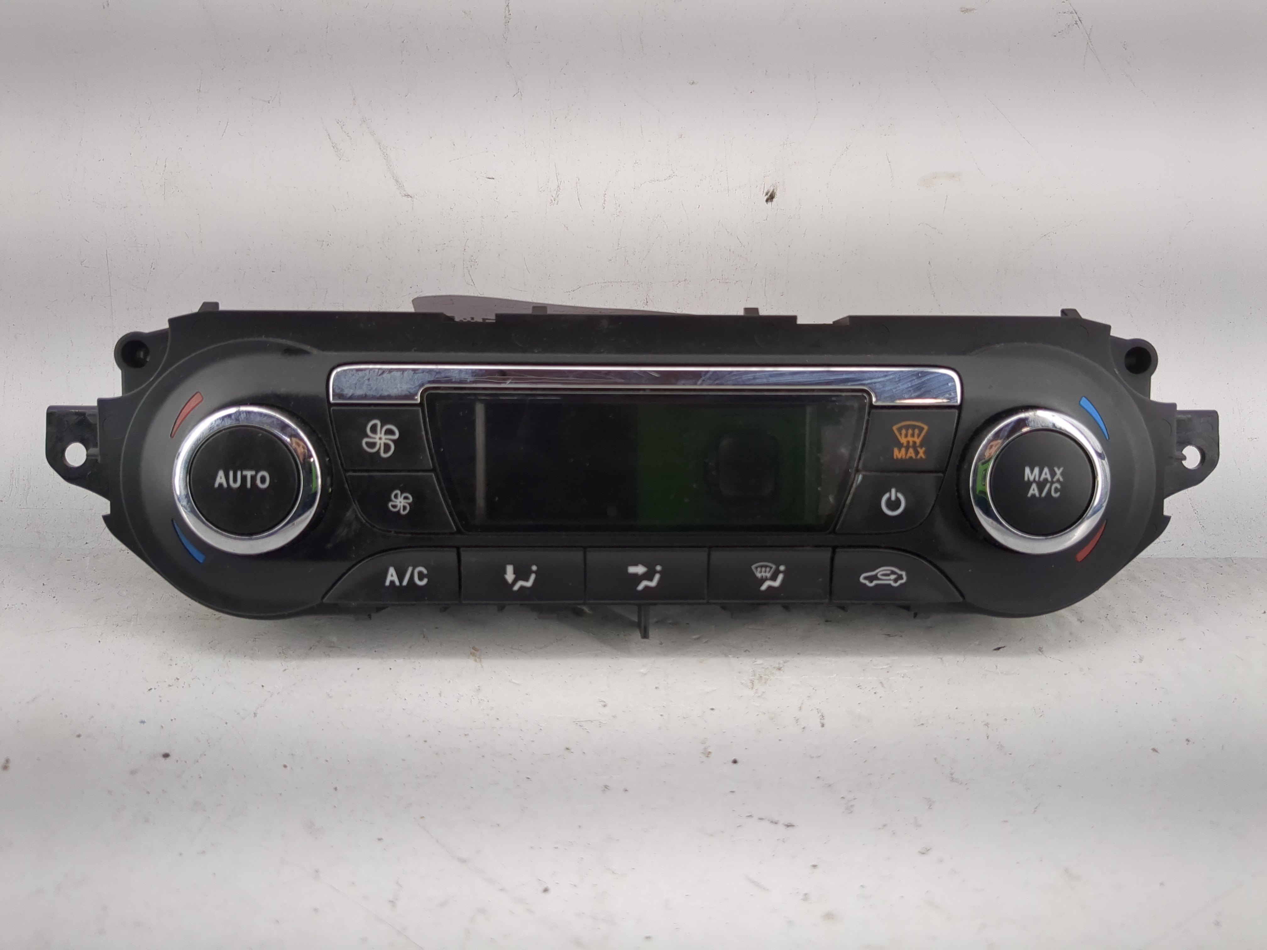 2013-2013 Ford Escape Ac Heater Roof Climate Control Cj5t-18c612-ae 1207271 - Oemusedautoparts1.com