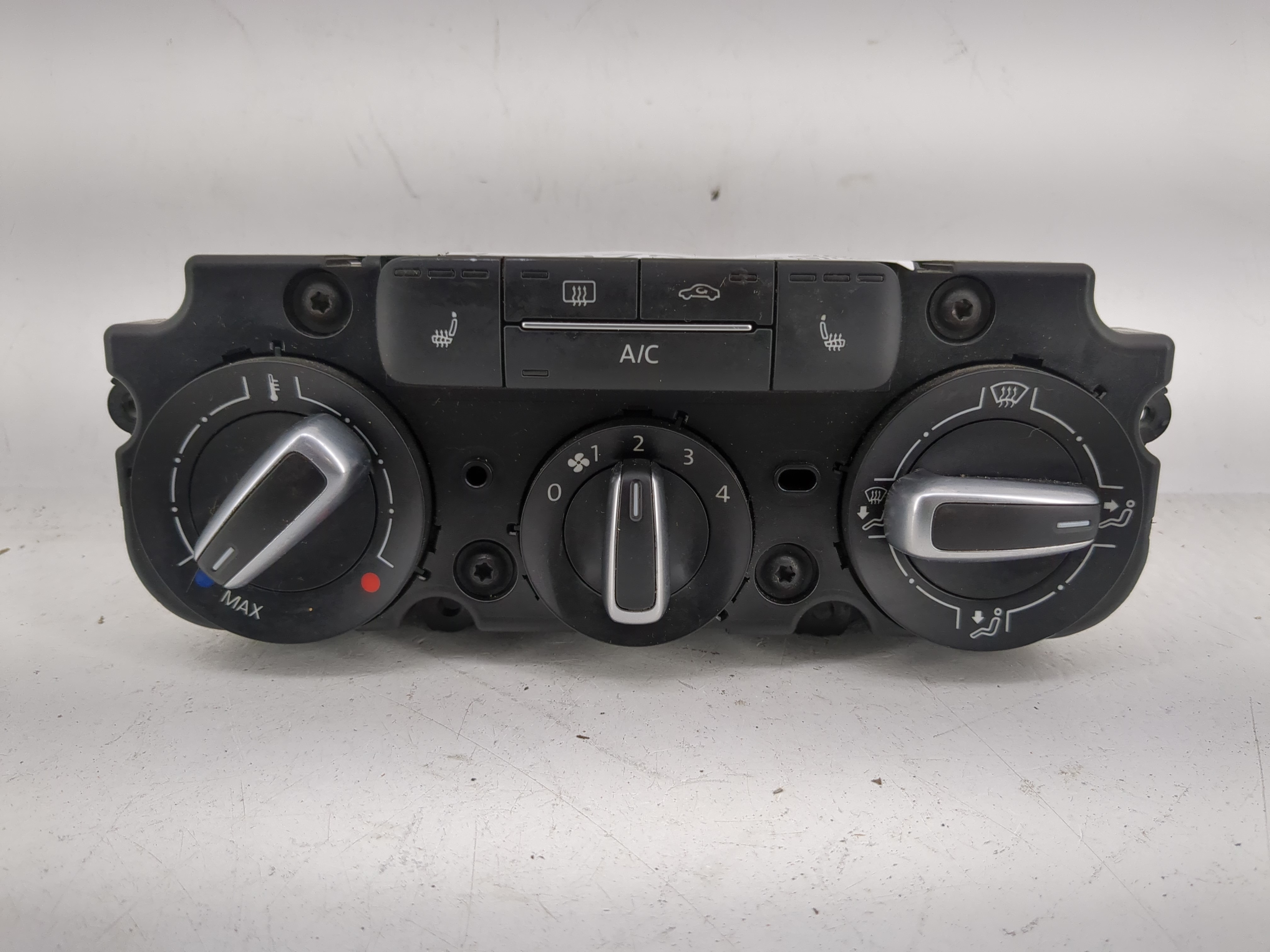 2011-2014 Volkswagen Jetta Ac Heater Roof Climate Control 5c1 819 045 1207272 - Oemusedautoparts1.com