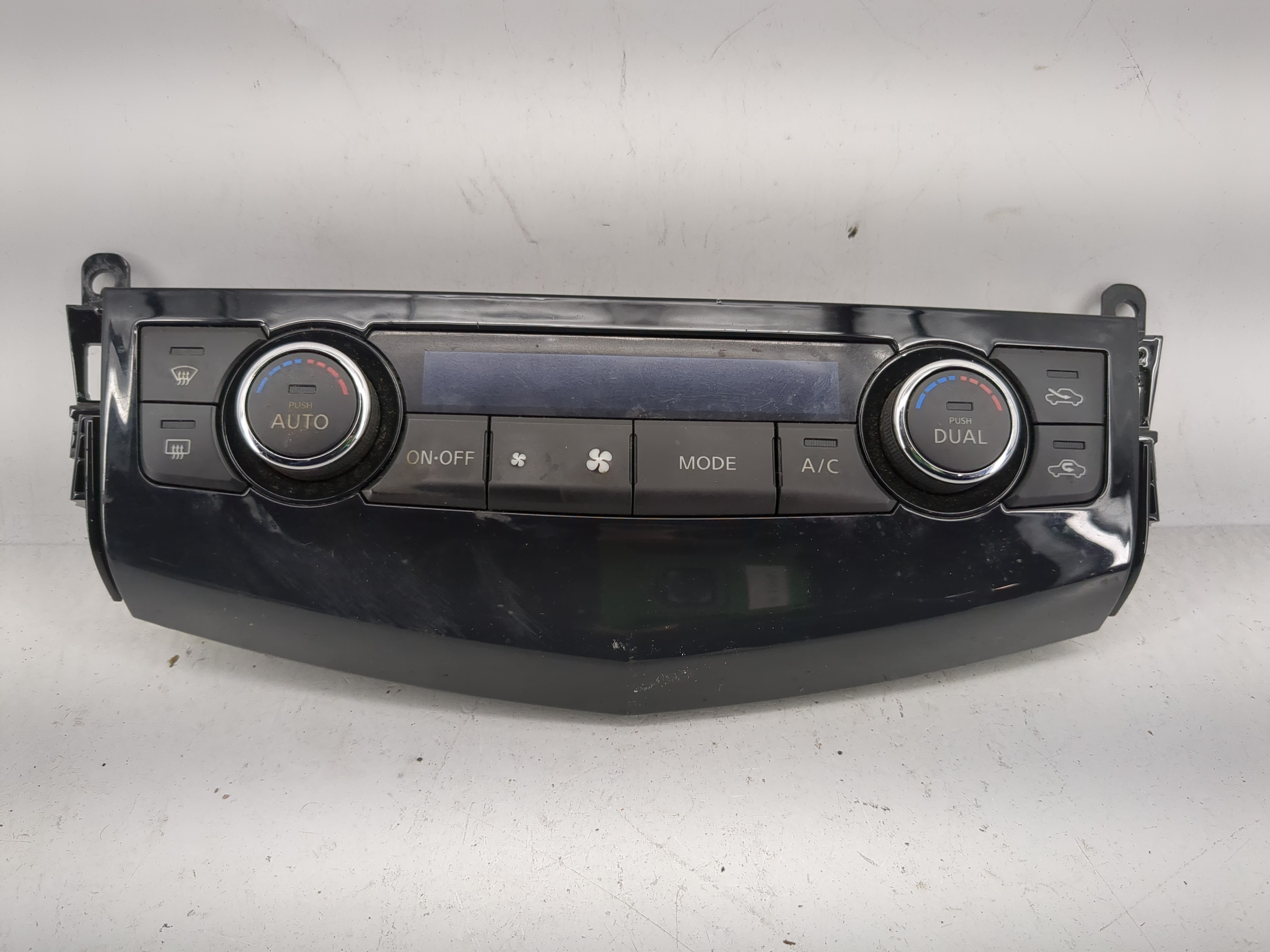 2013-2014 Nissan Altima Ac Heater Roof Climate Control 275103ta0a 1207273 - Oemusedautoparts1.com