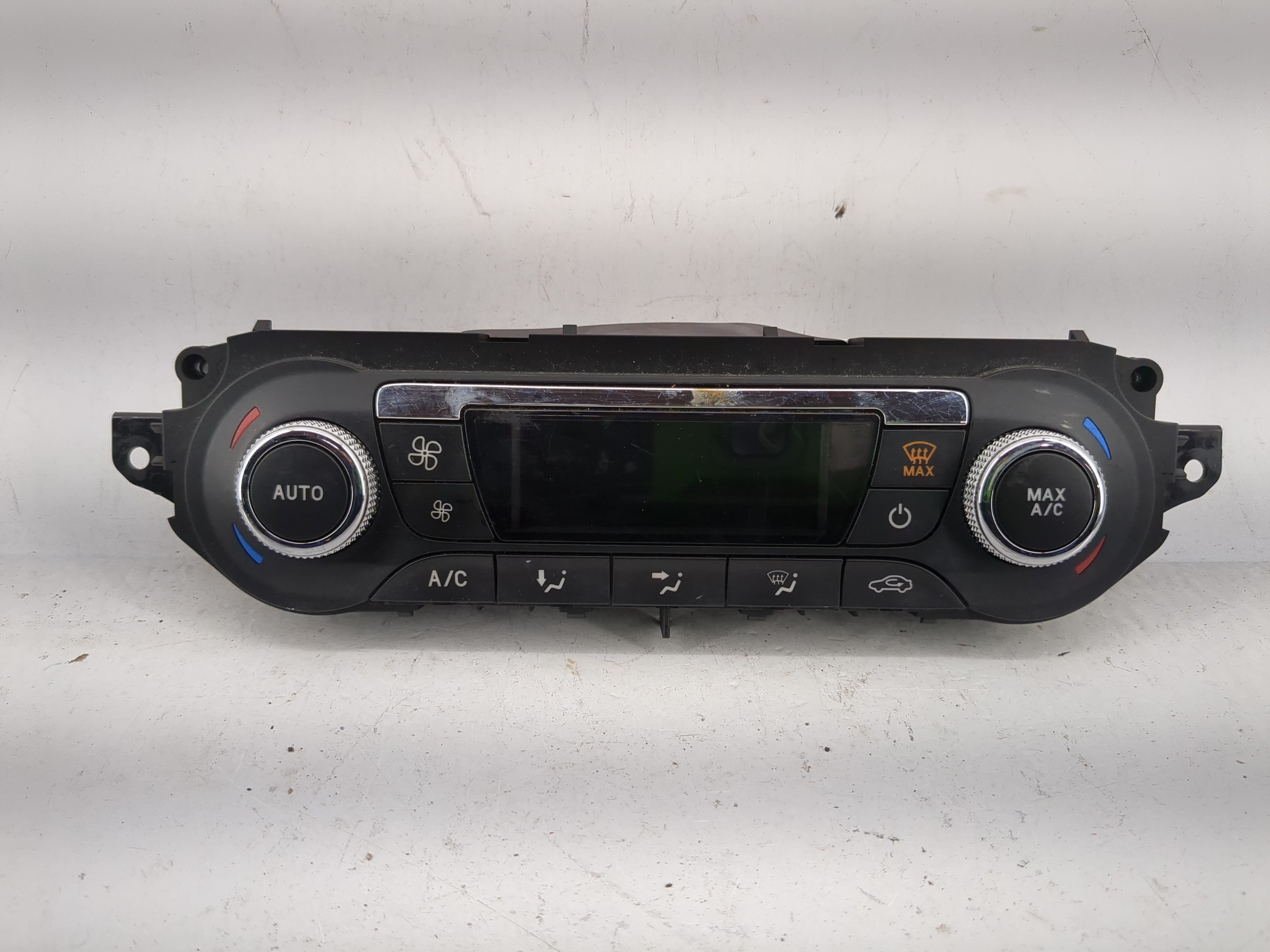 2015-2016 Ford Escape Ac Heater Roof Climate Control Cj5t-18c612-be 1207282 - Oemusedautoparts1.com