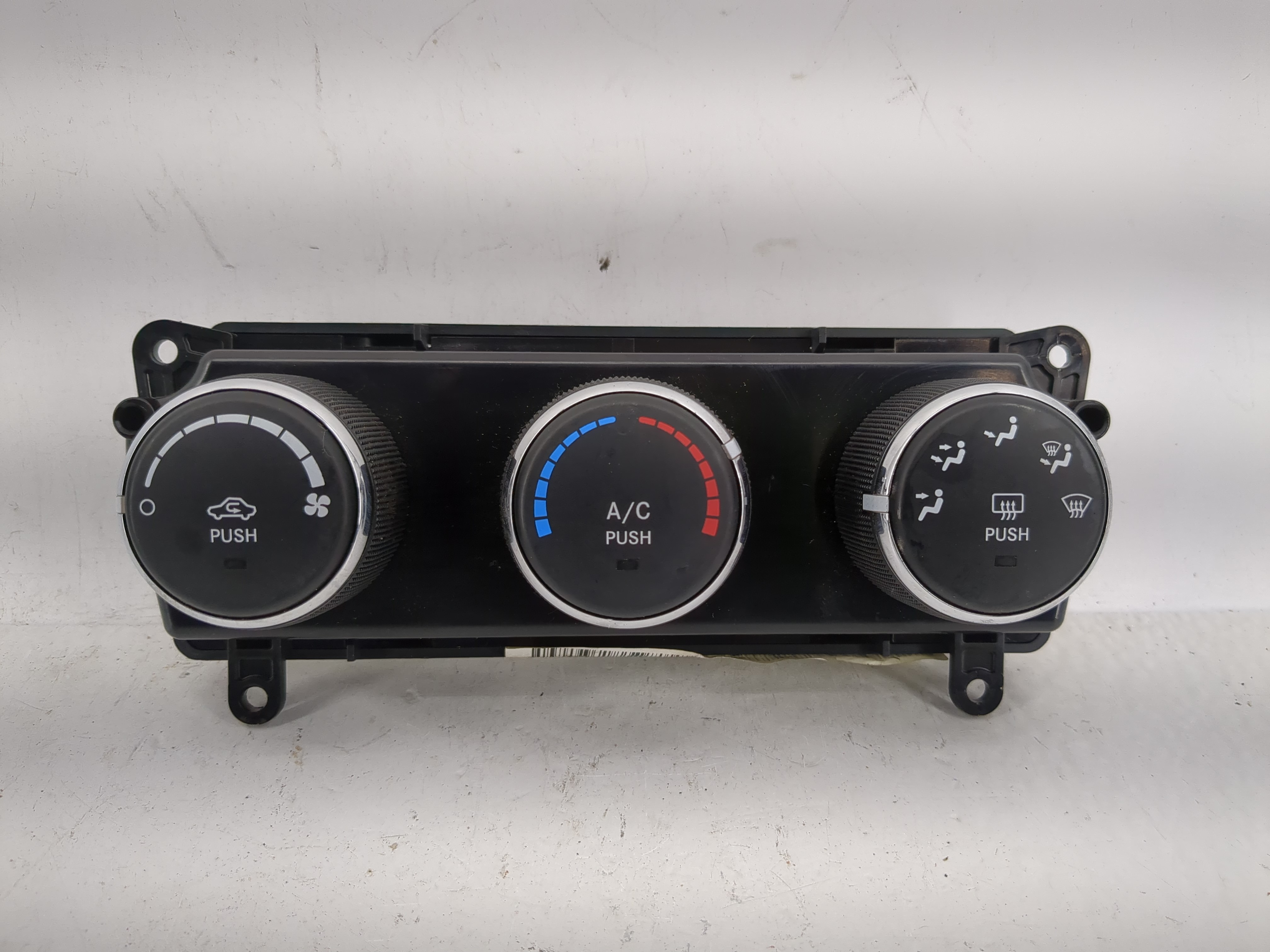 2011-2017 Jeep Patriot Ac Heater Roof Climate Control P55111278ad 1207296 - Oemusedautoparts1.com