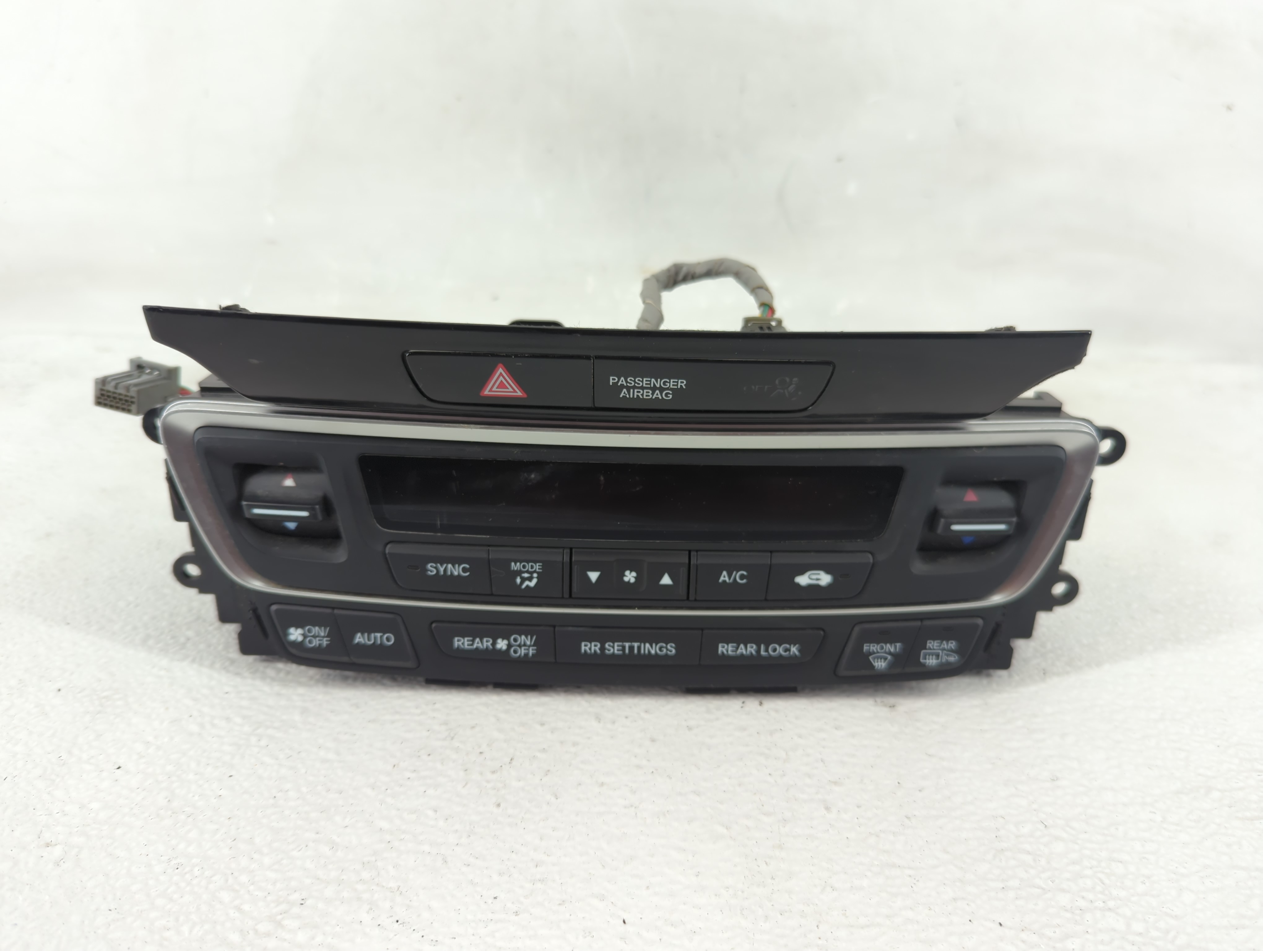 2016-2018 Honda Pilot Ac Heater Roof Climate Control 79600tg7a920m1 1207314 - Oemusedautoparts1.com