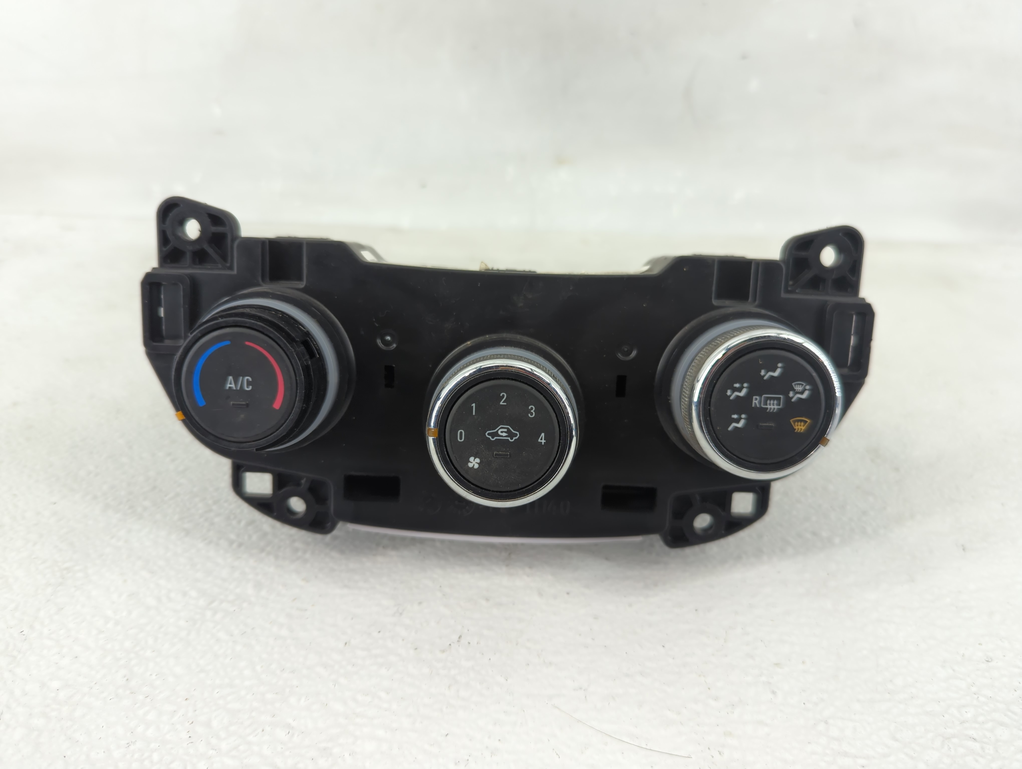 2019-2022 Chevrolet Spark Ac Heater Roof Climate Control 42620151 1207325 - Oemusedautoparts1.com