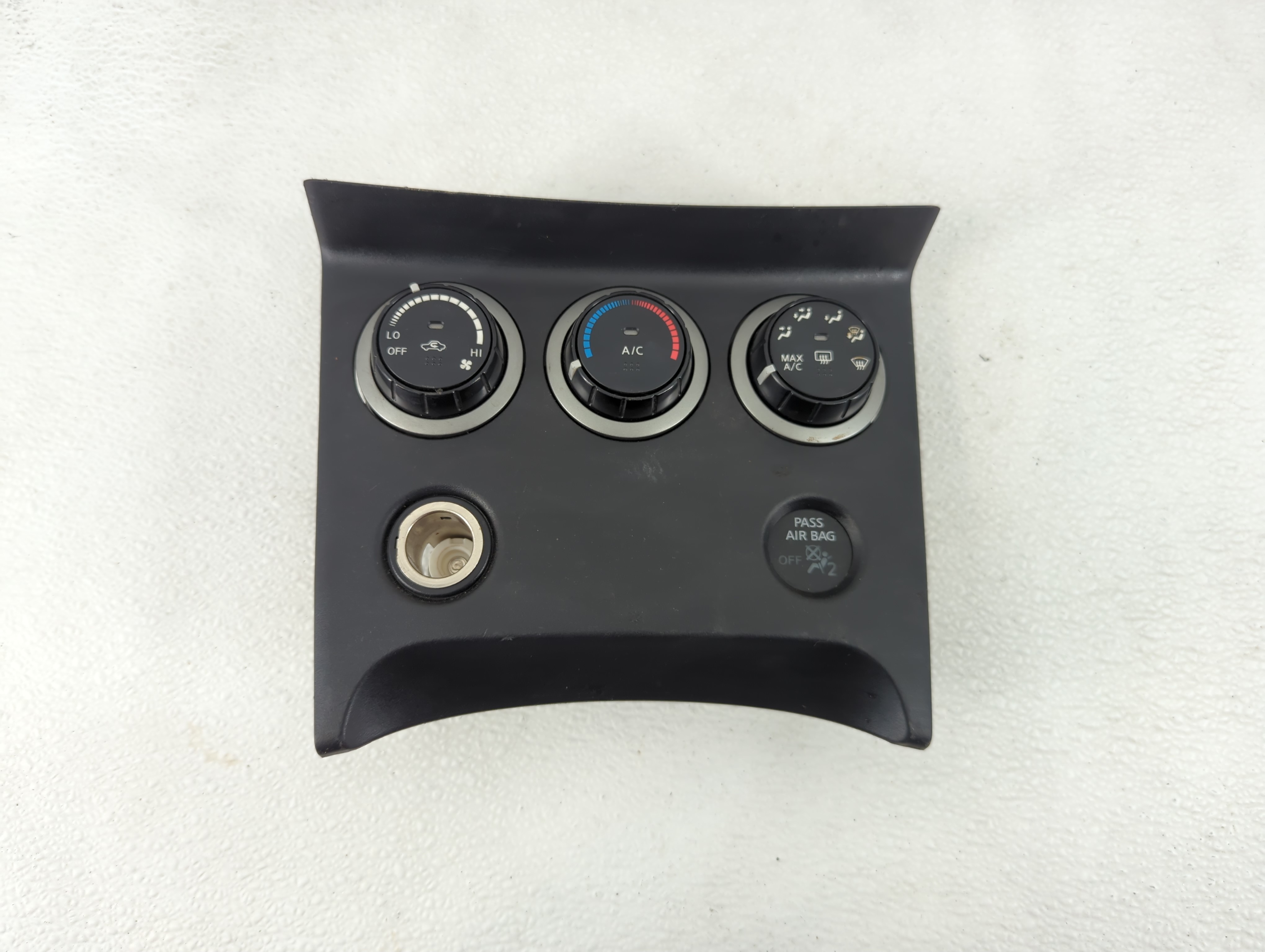 2011-2015 Nissan Rogue Ac Heater Roof Climate Control 27500 1vl0c 1207372 - Oemusedautoparts1.com