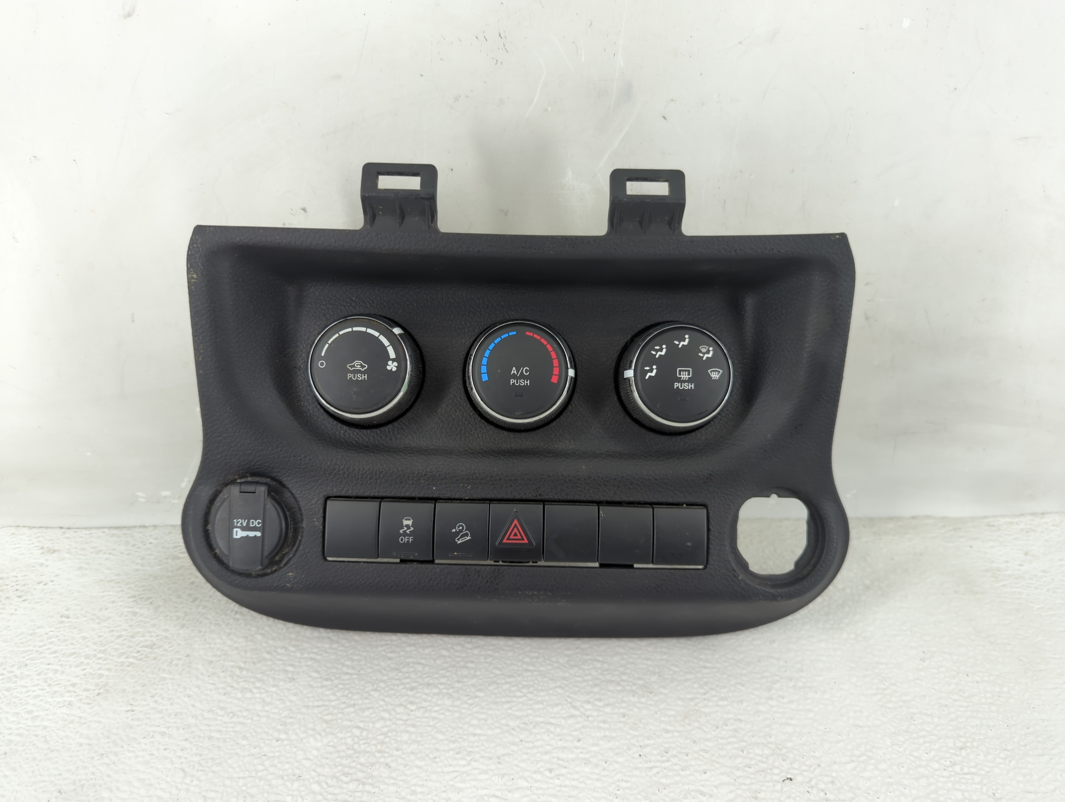 2010-2014 Subaru Legacy Ac Heater Roof Climate Control 72311aj08a 1207376 - Oemusedautoparts1.com