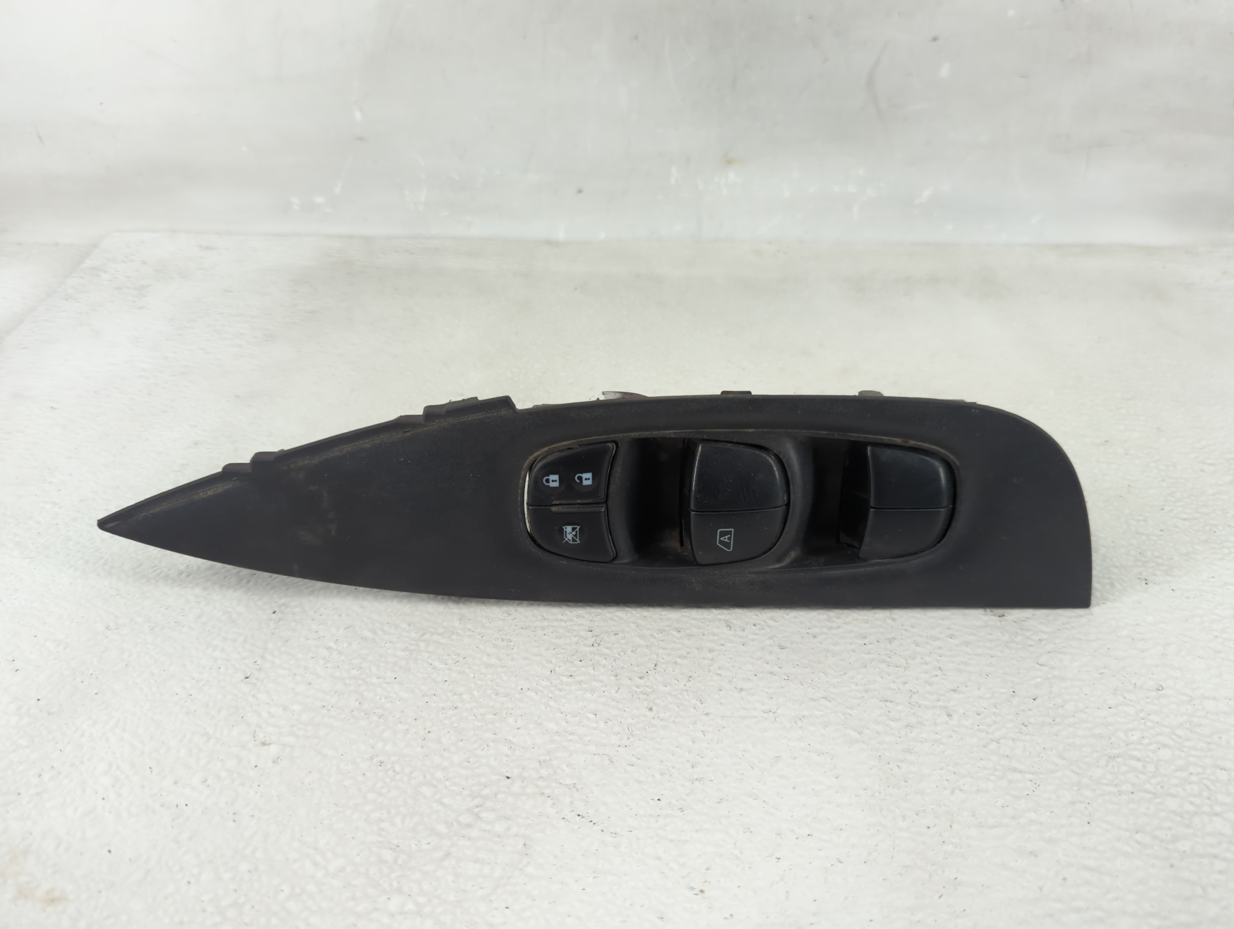 2014-2020 Nissan Rogue Driver Left Door Master Power Window Switch 1207382 - Oemusedautoparts1.com