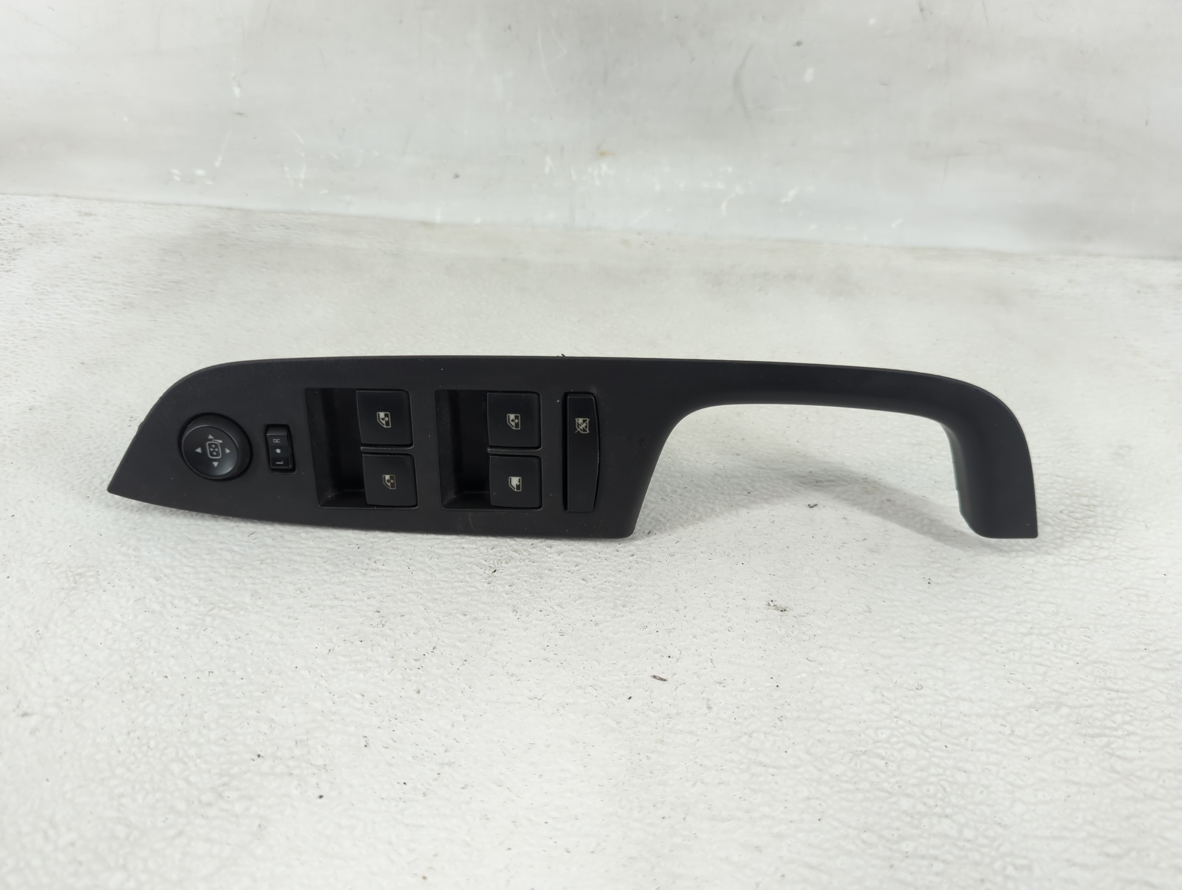 2010-2017 Gmc Terrain Driver Left Door Master Power Window Switch 1207388 - Oemusedautoparts1.com