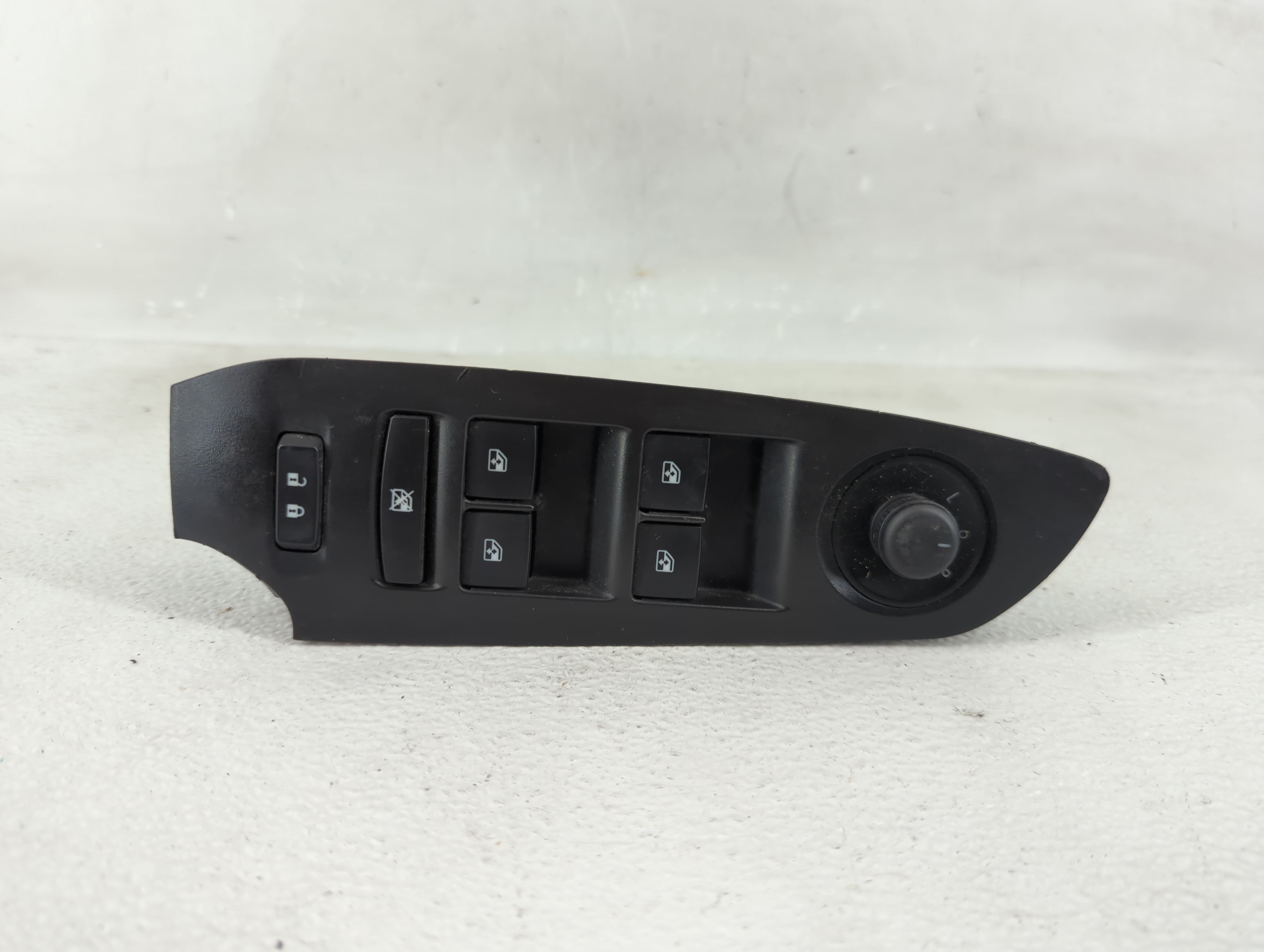 Picture of 2016 Chevrolet Trax Driver Left Door Master Power Window Switch 25872074 1207399