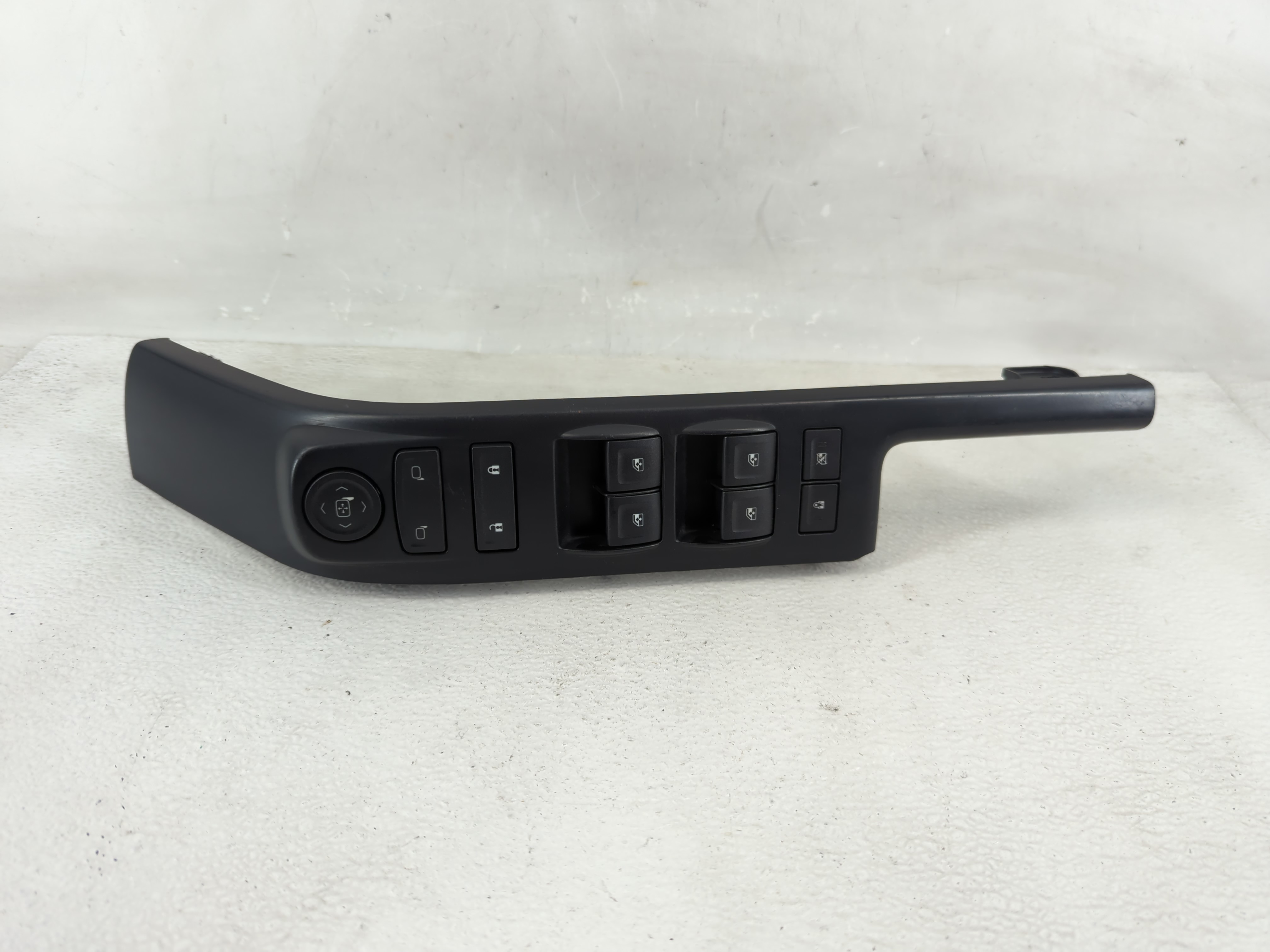 2014 Chevrolet Silverado 1500 Driver Left Door Master Power Window Switch 1207410 - Oemusedautoparts1.com