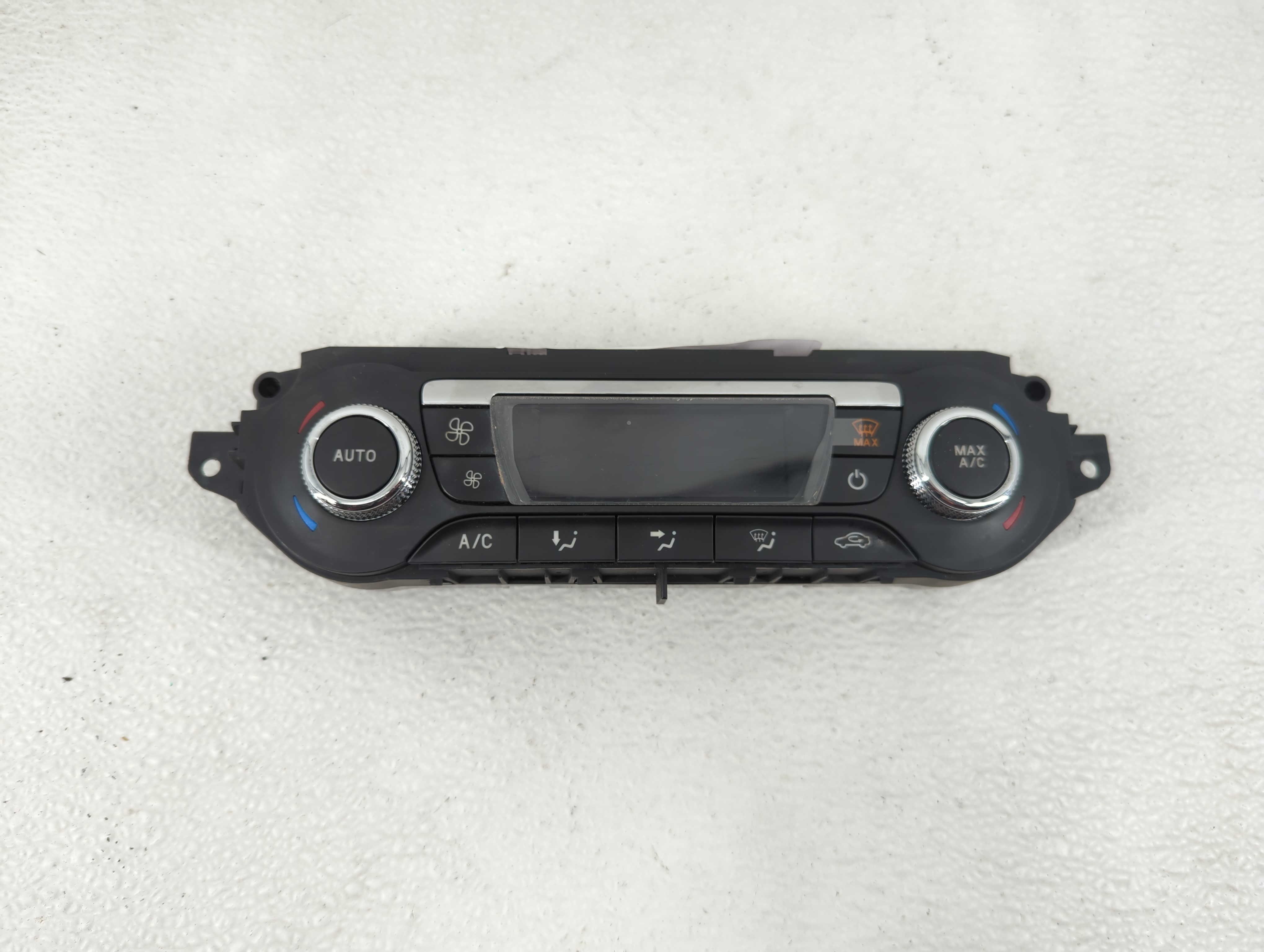 2015-2016 Ford Escape Ac Heater Roof Climate Control Cj5t-18c612-be 1207422 - Oemusedautoparts1.com
