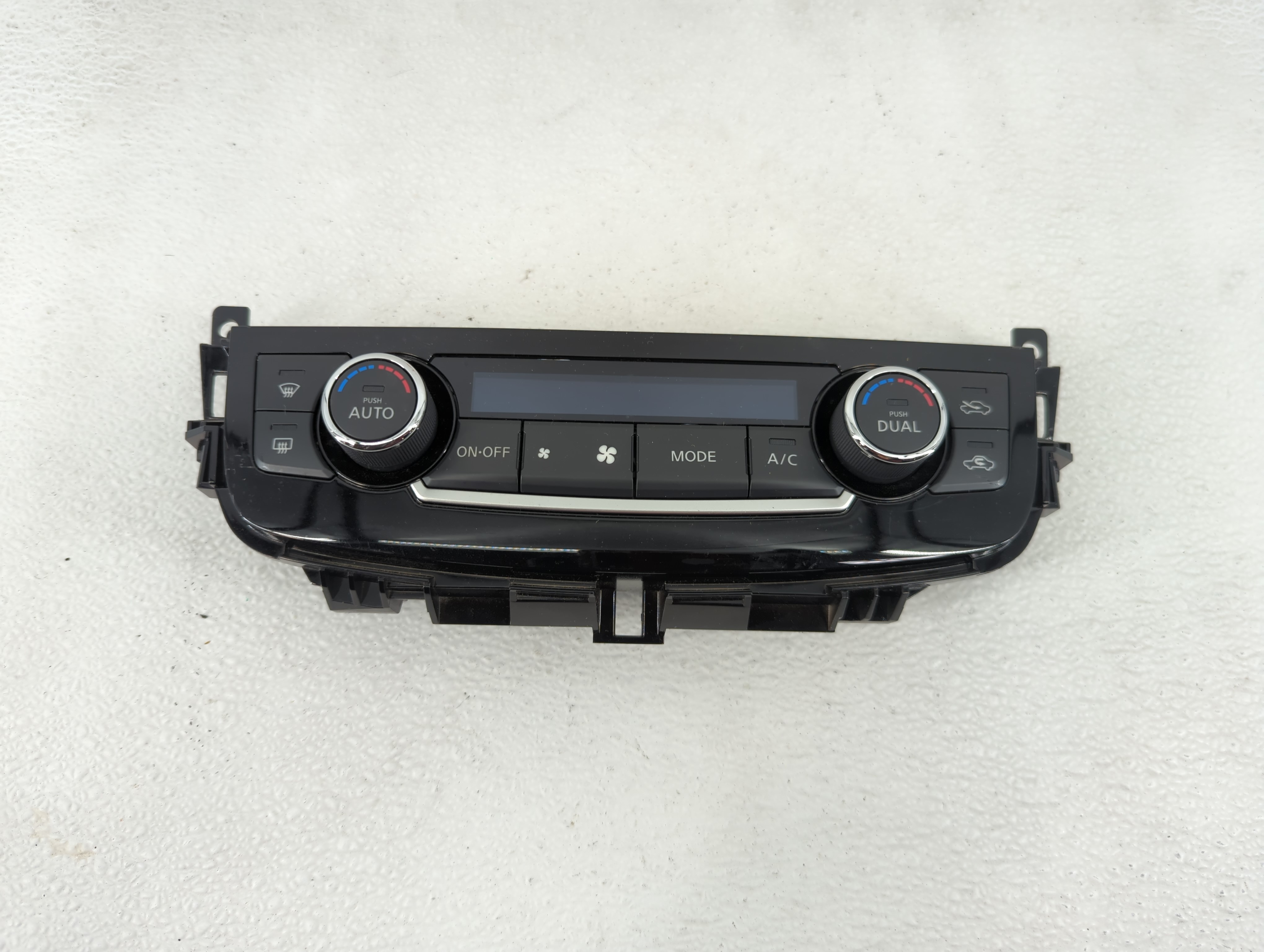 2016-2018 Nissan Altima Ac Heater Roof Climate Control 27500 9hs0a 1207428 - Oemusedautoparts1.com