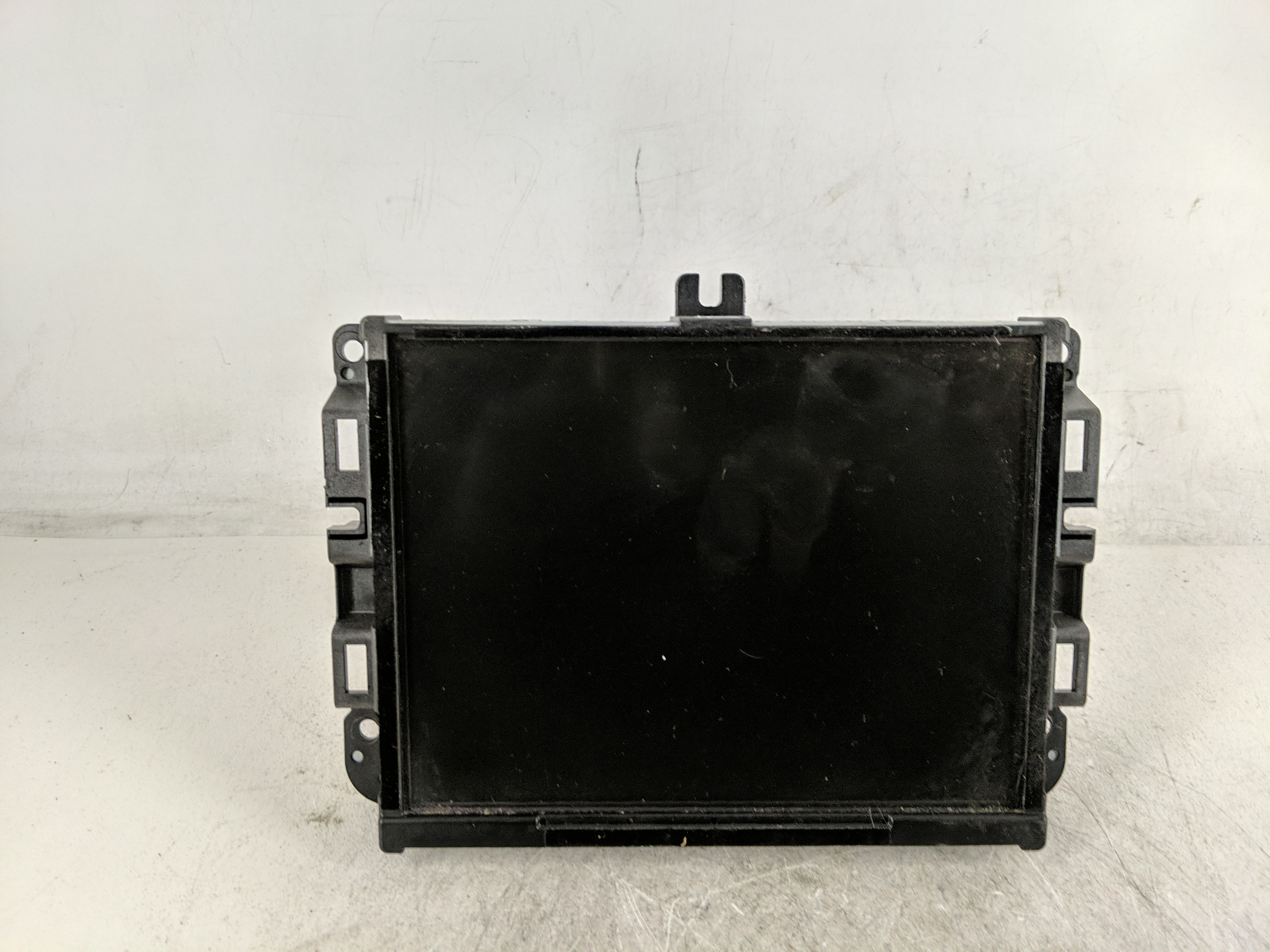 2014-2014 Jeep Cherokee Am Fm Cd Player Radio Receiver 1207443 - Oemusedautoparts1.com