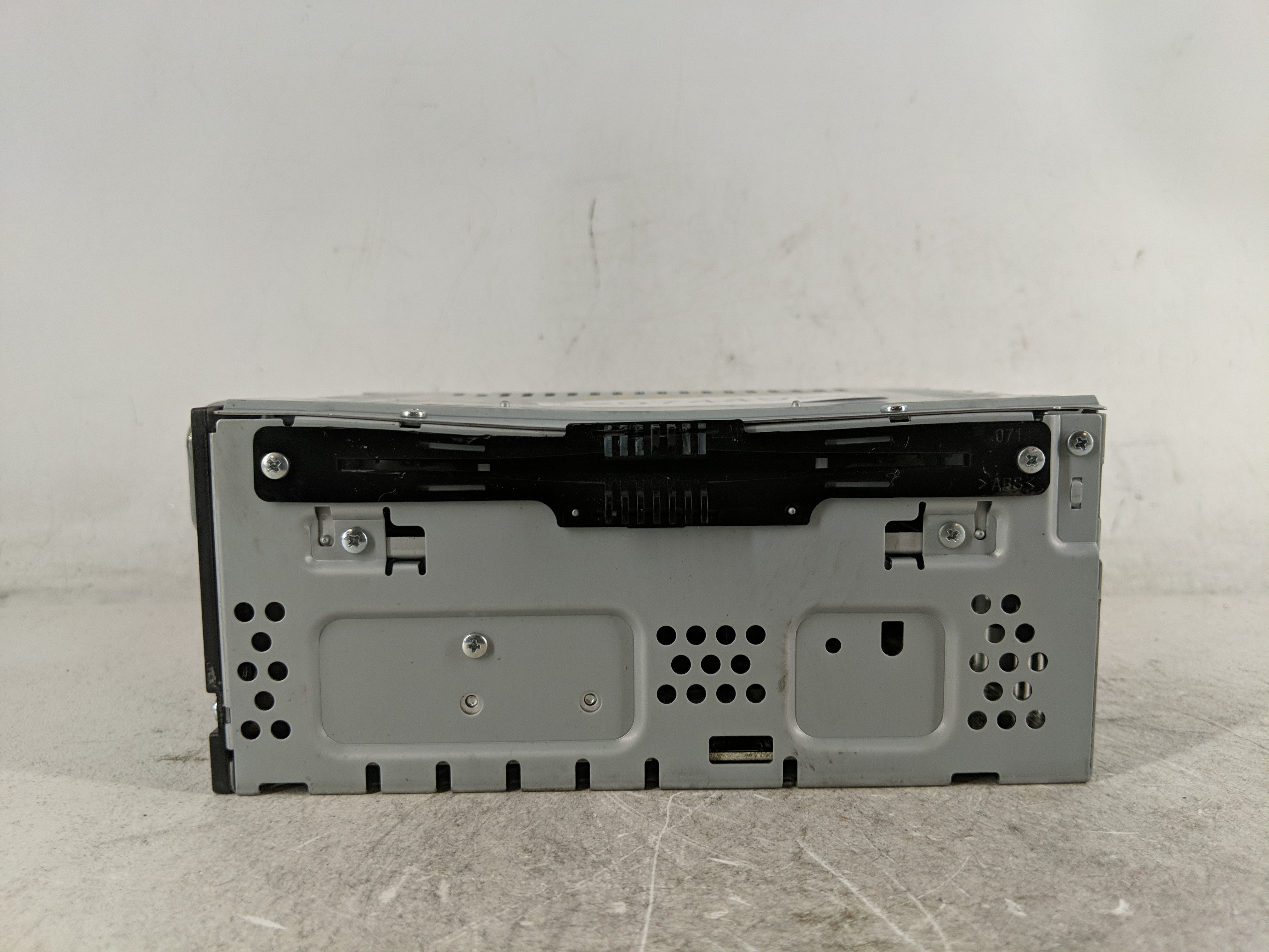 2017-2019 Ford Escape Am Fm Cd Player Radio Receiver 1207445 - Oemusedautoparts1.com