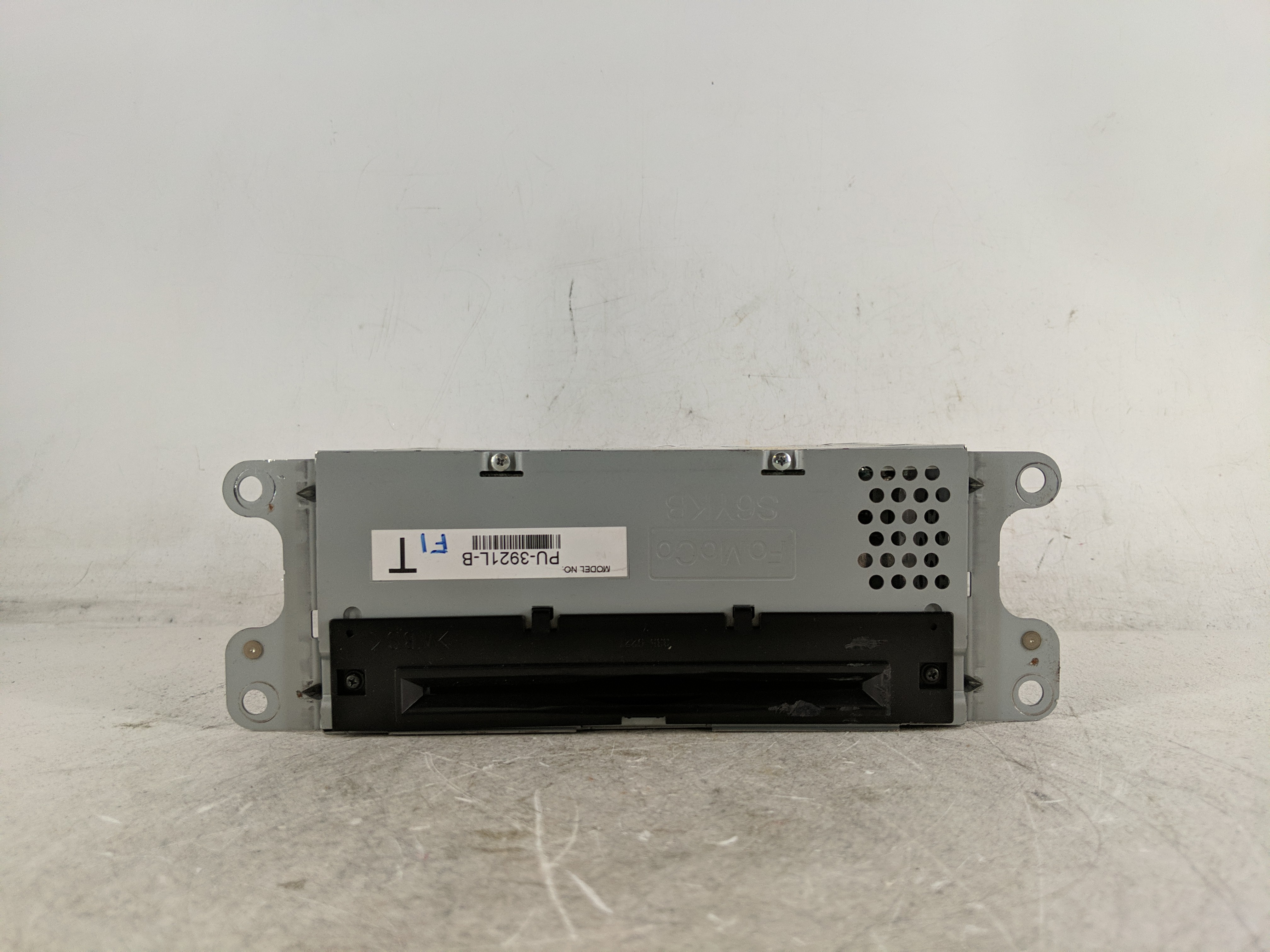 2016-2017 Ford Explorer Am Fm Cd Player Radio Receiver 1207474 - Oemusedautoparts1.com