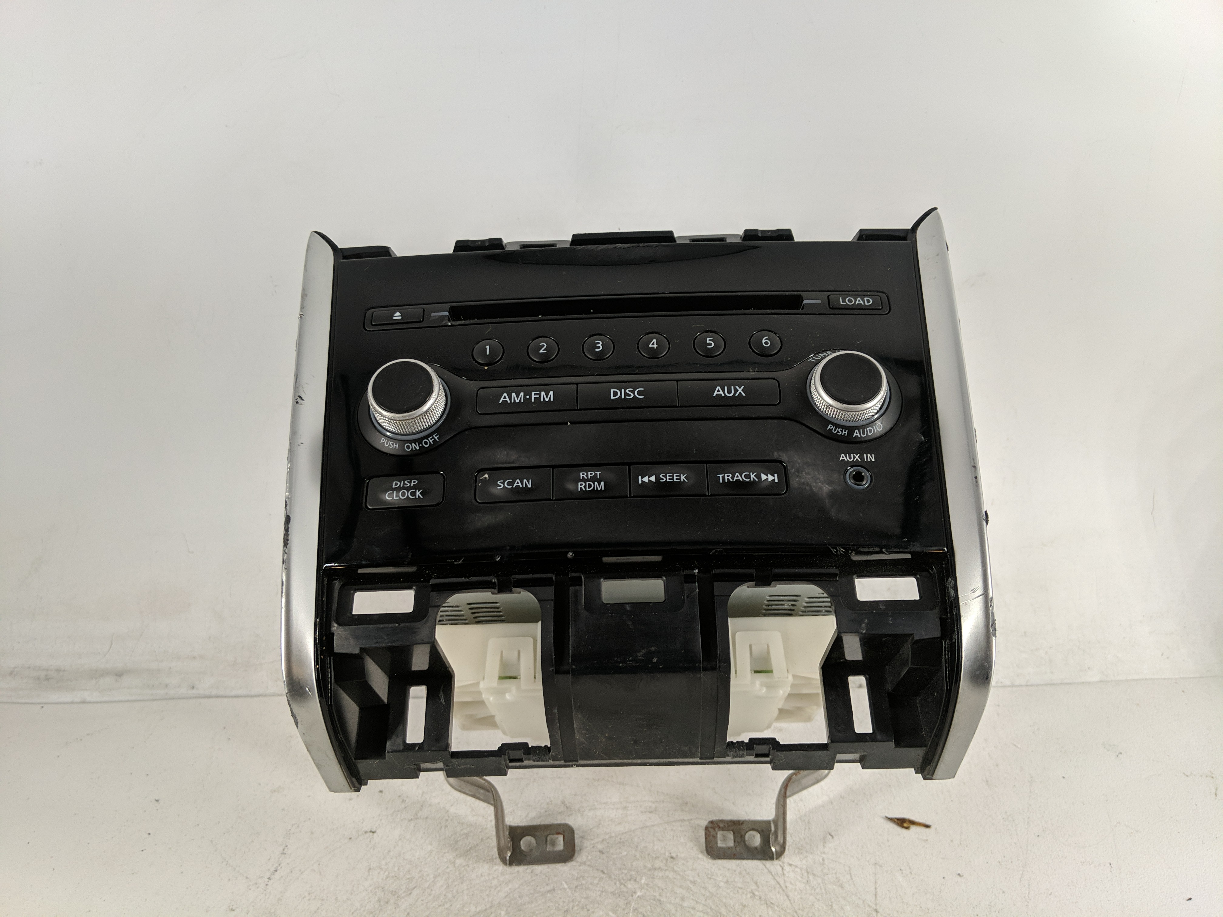 2015-2016 Nissan Pathfinder Am Fm Cd Player Radio Receiver 1207503 - Oemusedautoparts1.com