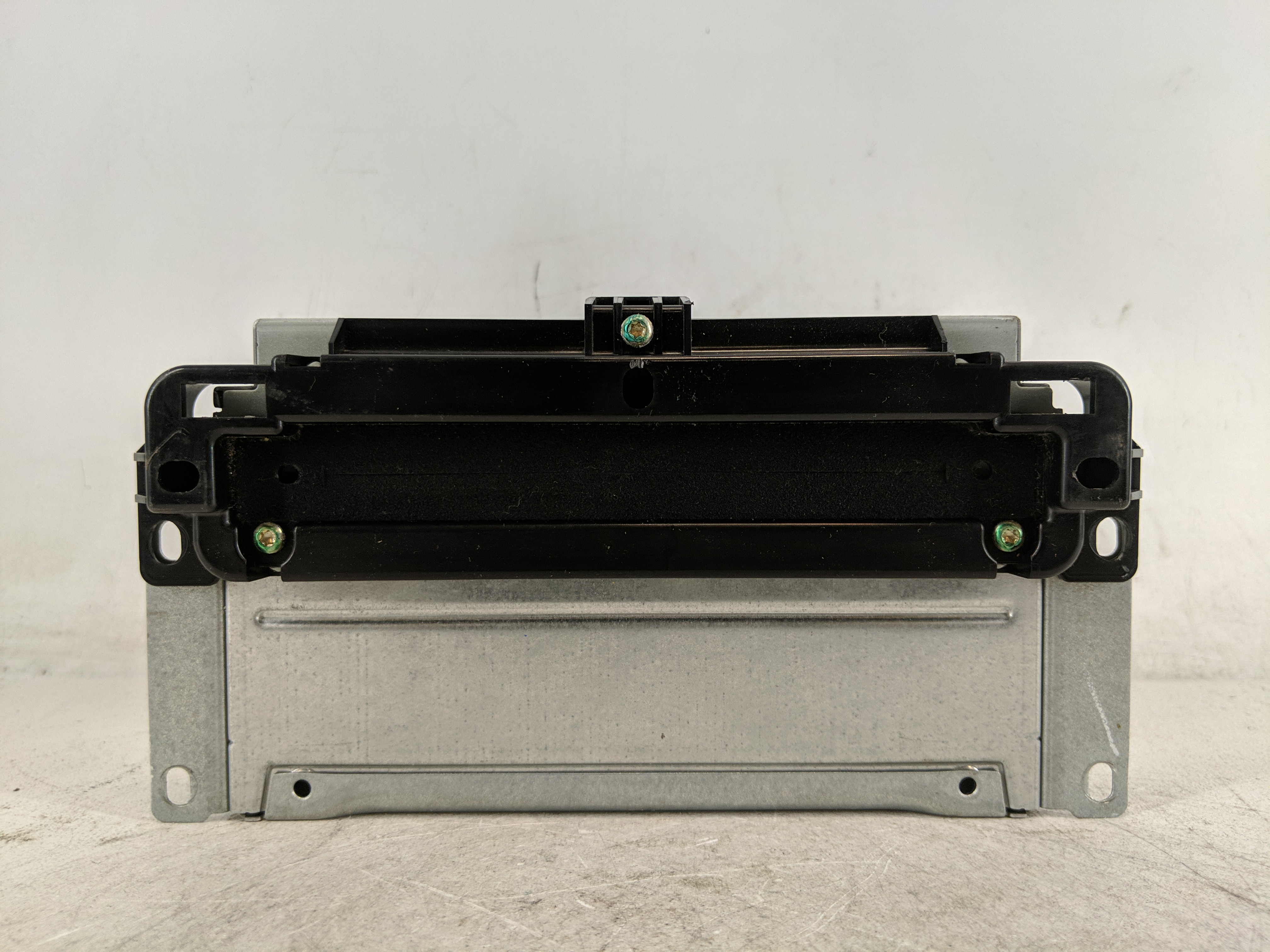 2013-2013 Dodge Journey Am Fm Cd Player Radio Receiver 1207535 - Oemusedautoparts1.com