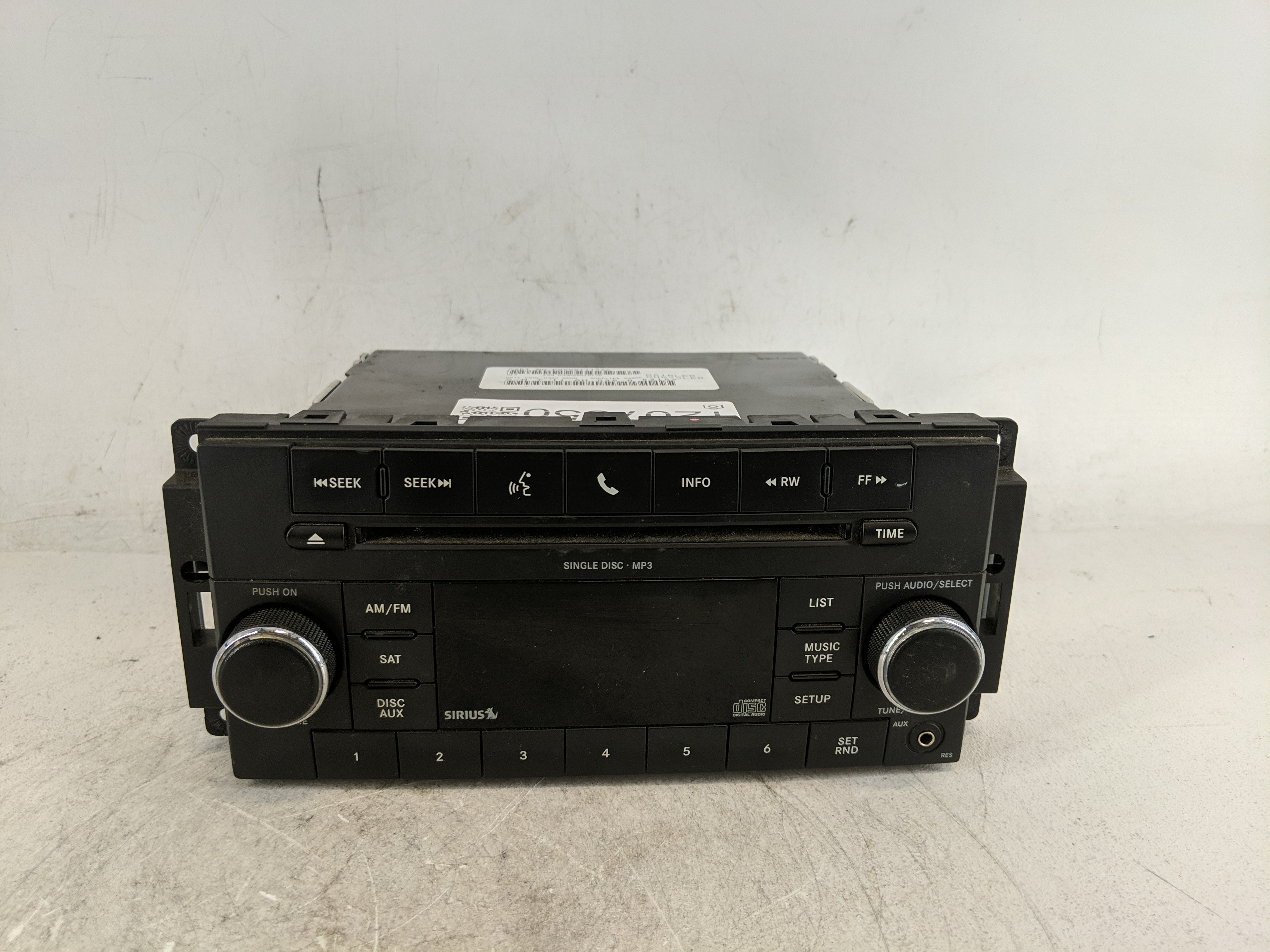 2009-2010 Dodge Ram 1500 Am Fm Cd Player Radio Receiver 1207550 - Oemusedautoparts1.com