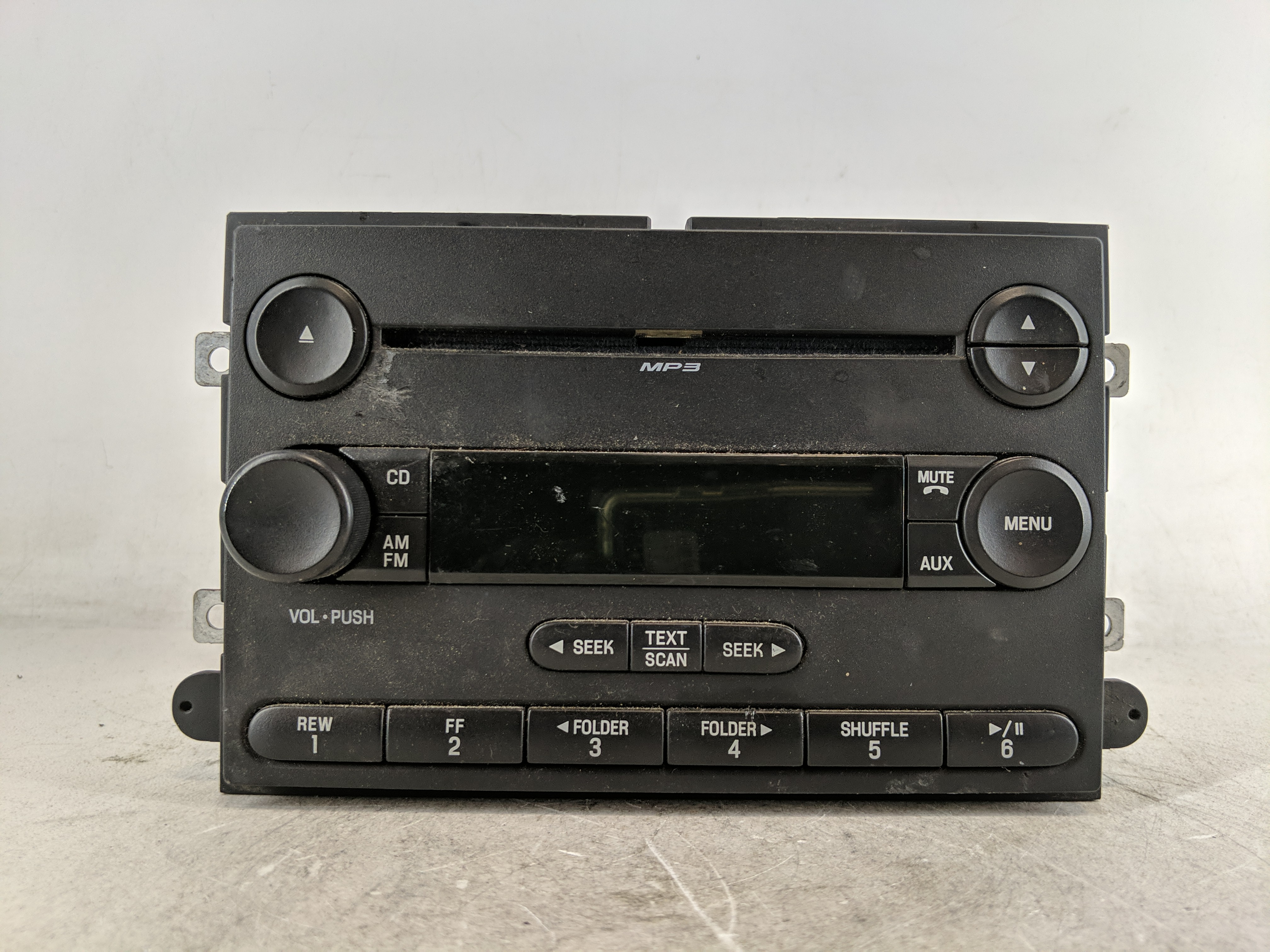 2007-2008 Ford Mustang Am Fm Cd Player Radio Receiver 1207552 - Oemusedautoparts1.com