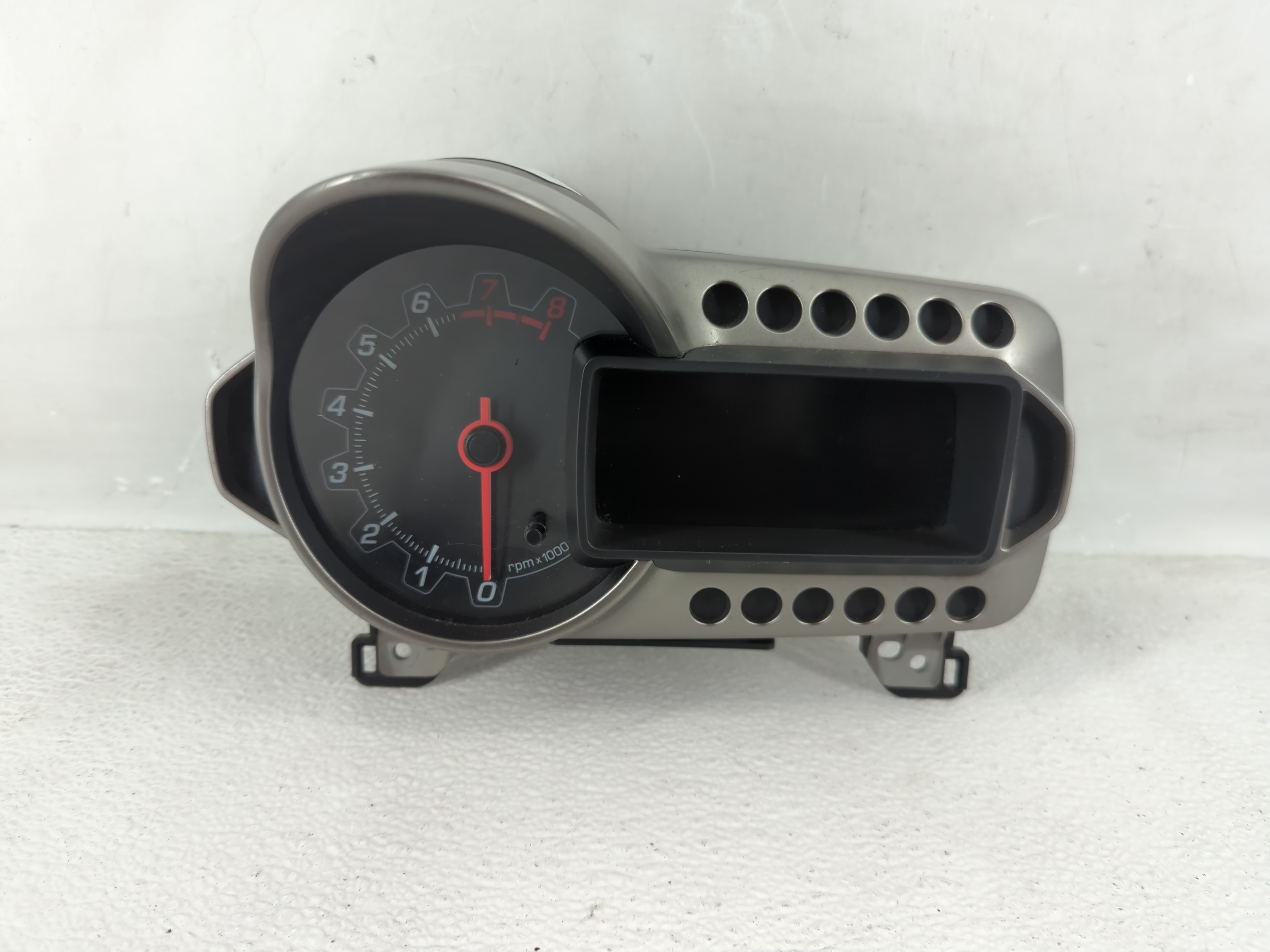 2012-2012 Chevrolet Sonic Speedometer Instrument Cluster Gauges 1207583 - Oemusedautoparts1.com