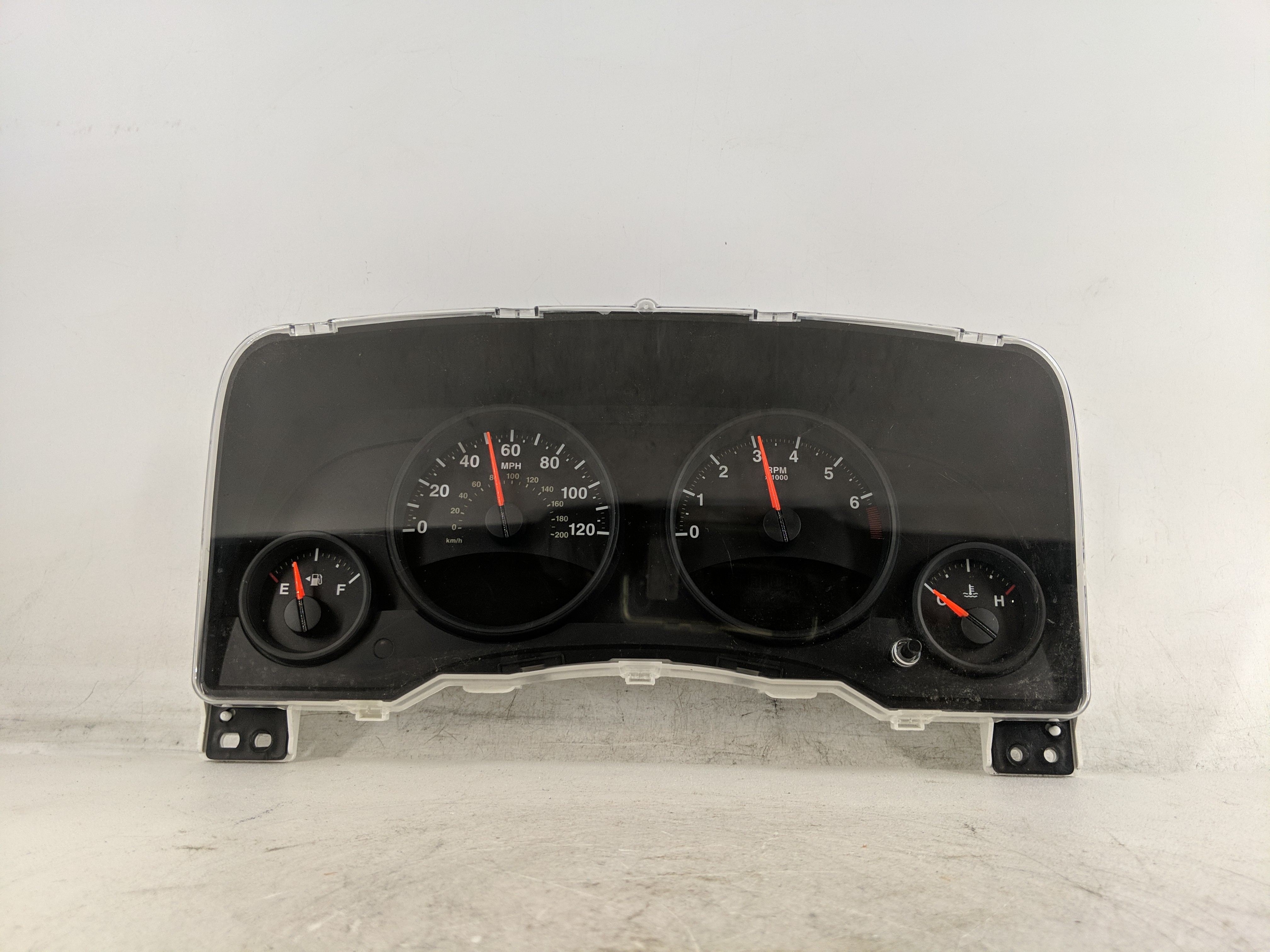 2011-2012 Jeep Compass Speedometer Instrument Cluster Gauges 68080402ae 1207599 - Oemusedautoparts1.com