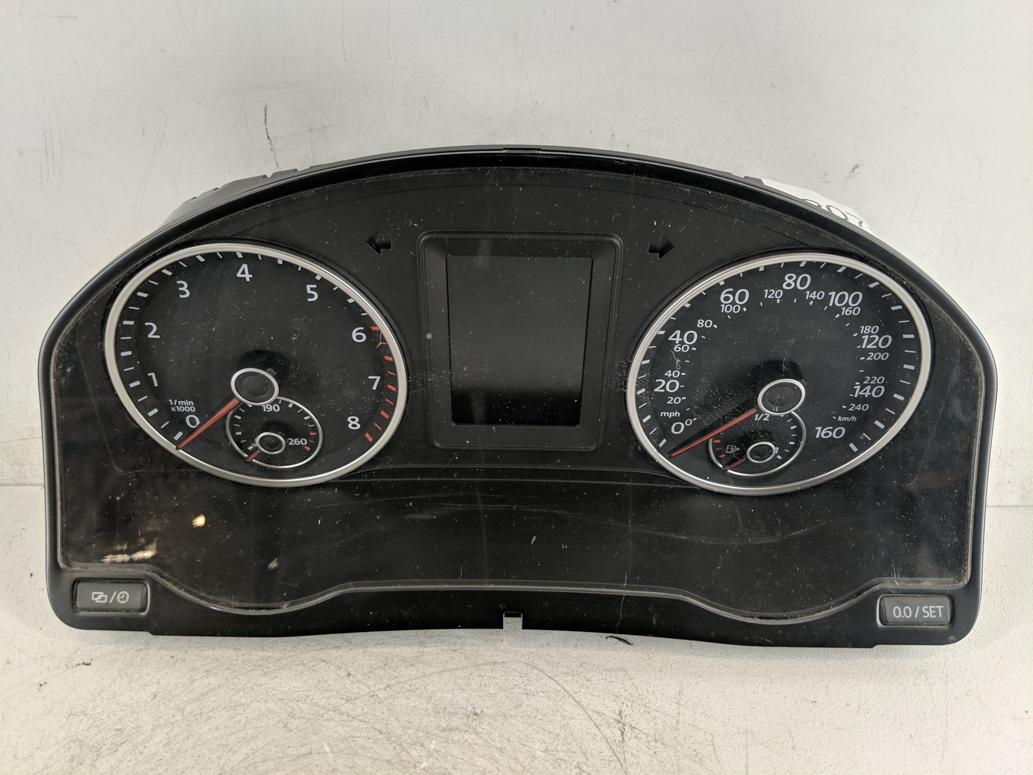 2017-2018 Volkswagen Tiguan Speedometer Instrument Cluster Gauges 1207618 - Oemusedautoparts1.com