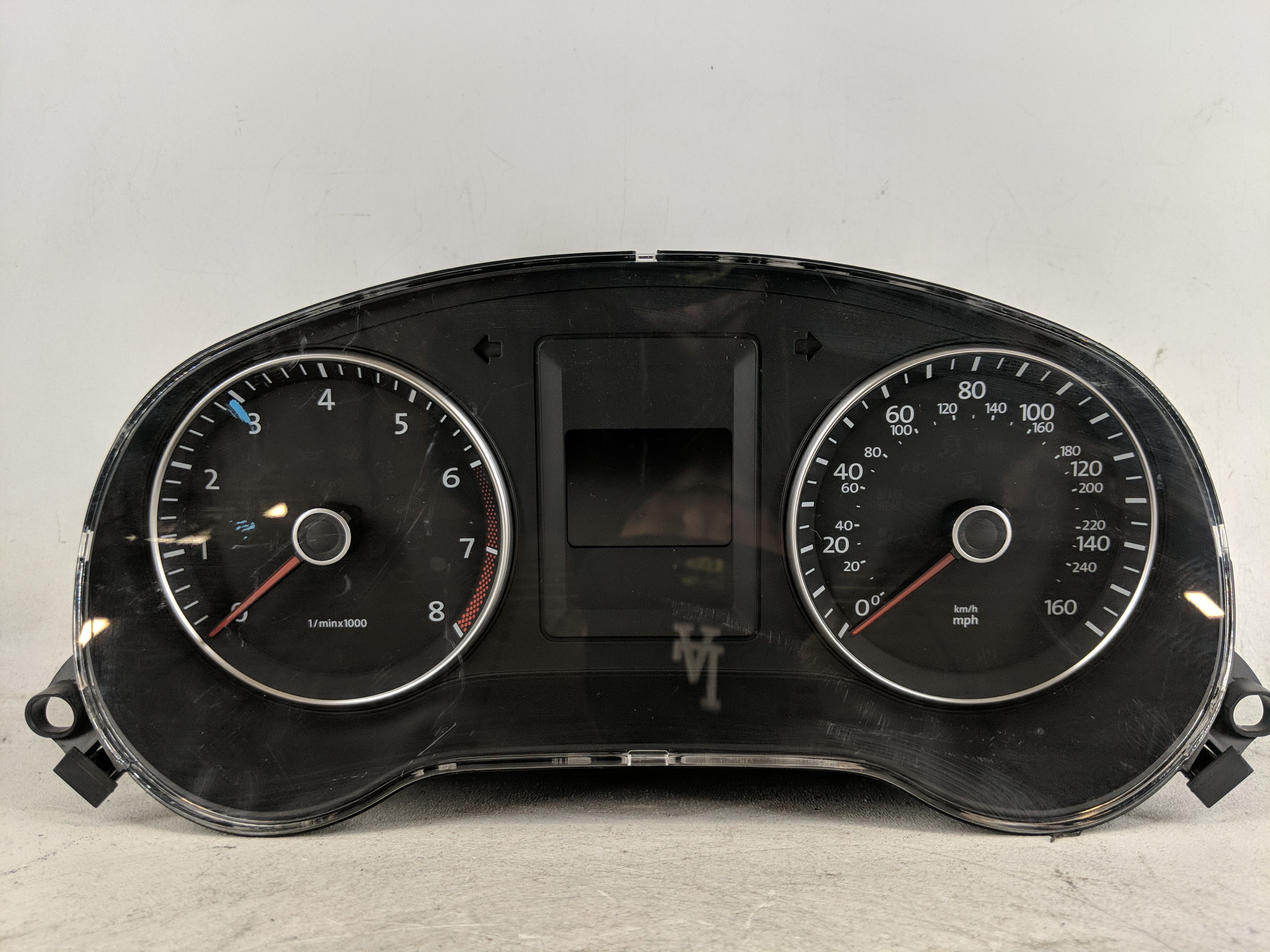 2014-2014 Volkswagen Jetta Speedometer Instrument Cluster Gauges 1207636 - Oemusedautoparts1.com
