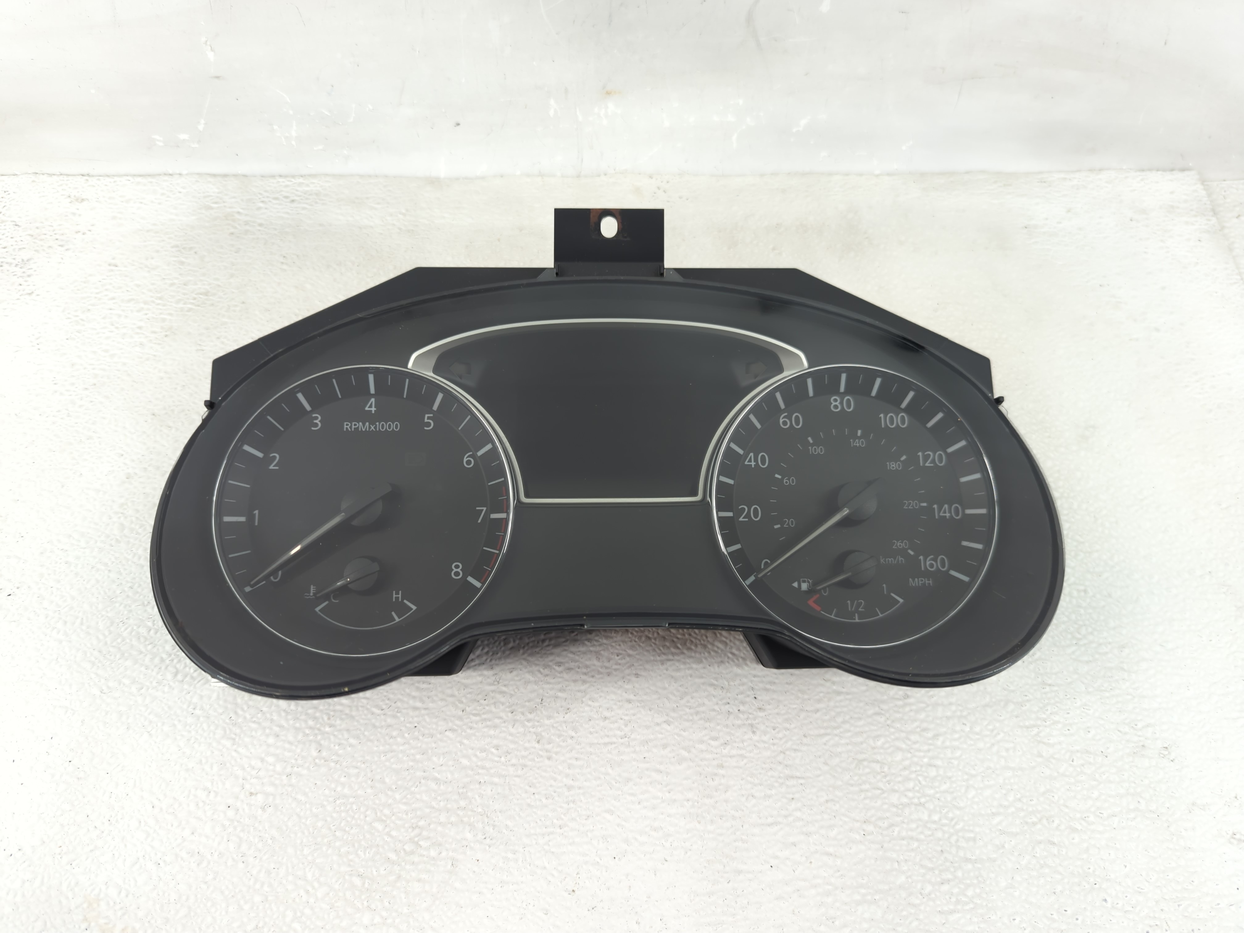 2016-2017 Nissan Altima Speedometer Instrument Cluster Gauges 1207680 - Oemusedautoparts1.com