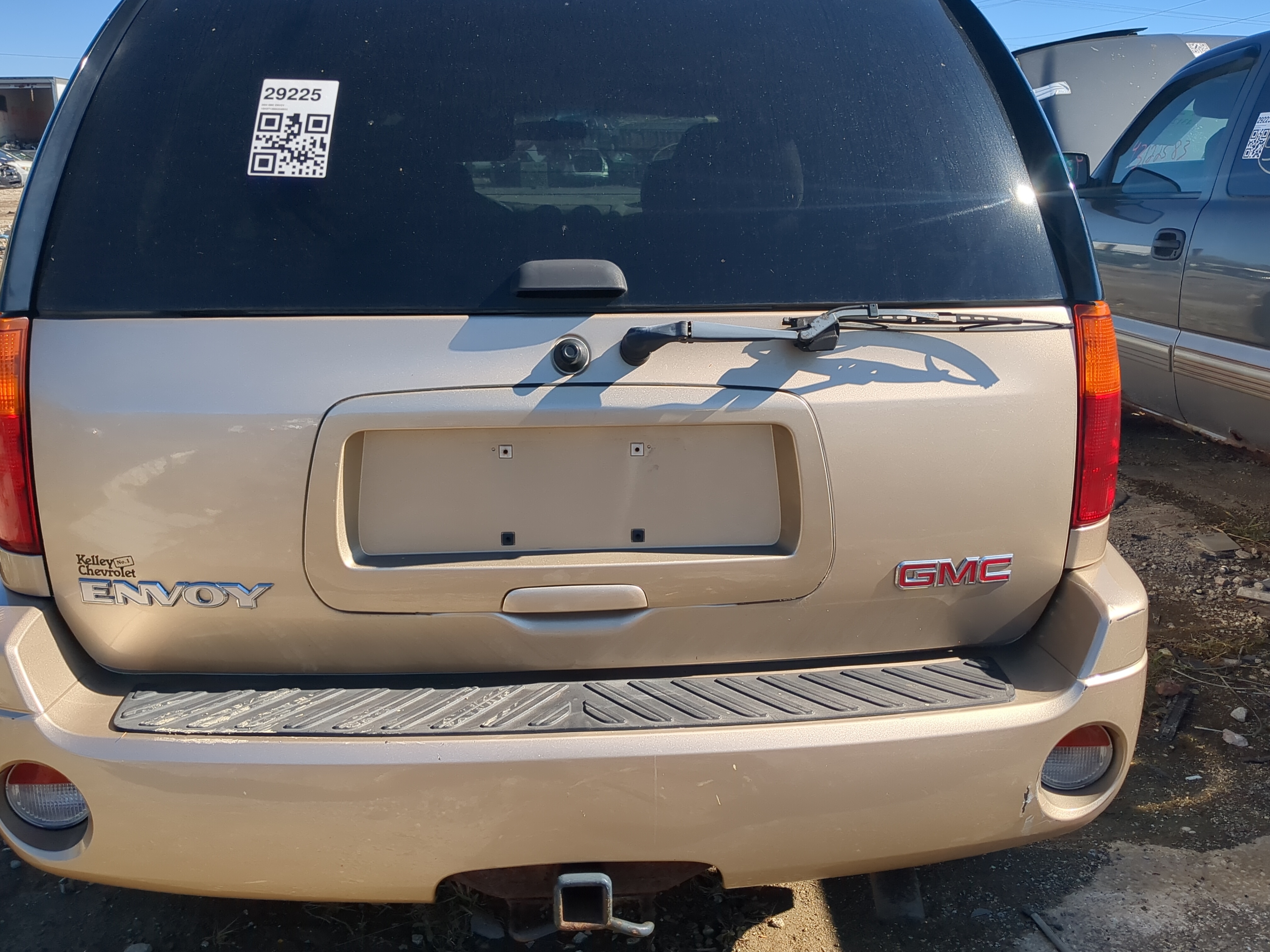 2004-2009 Gmc Envoy Trunk/decklid/hatch/tailgate Oem 1207765 - Oemusedautoparts1.com