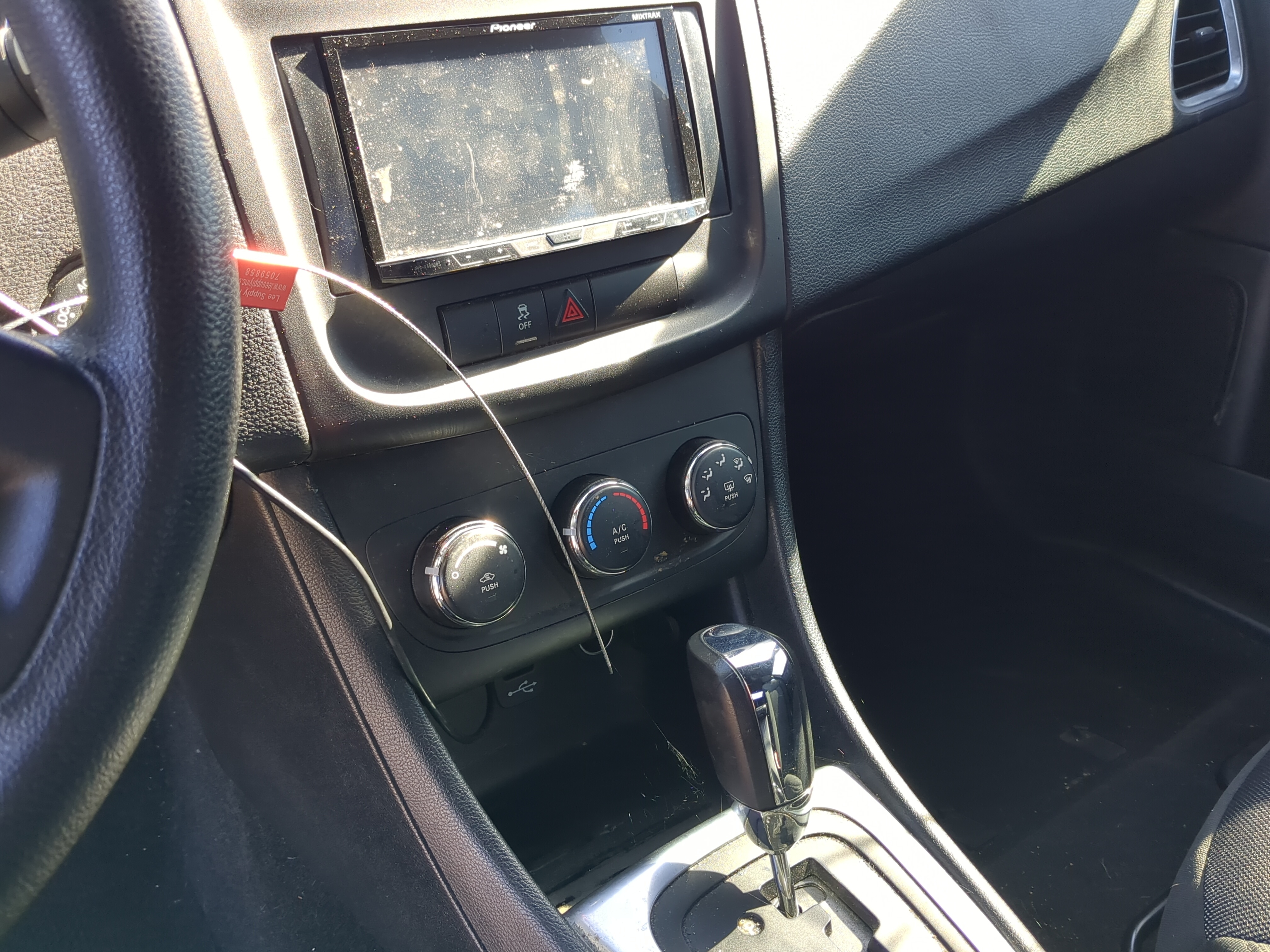 2011-2014 Dodge Avenger Ac Heater Climate Control 1208036 - Oemusedautoparts1.com