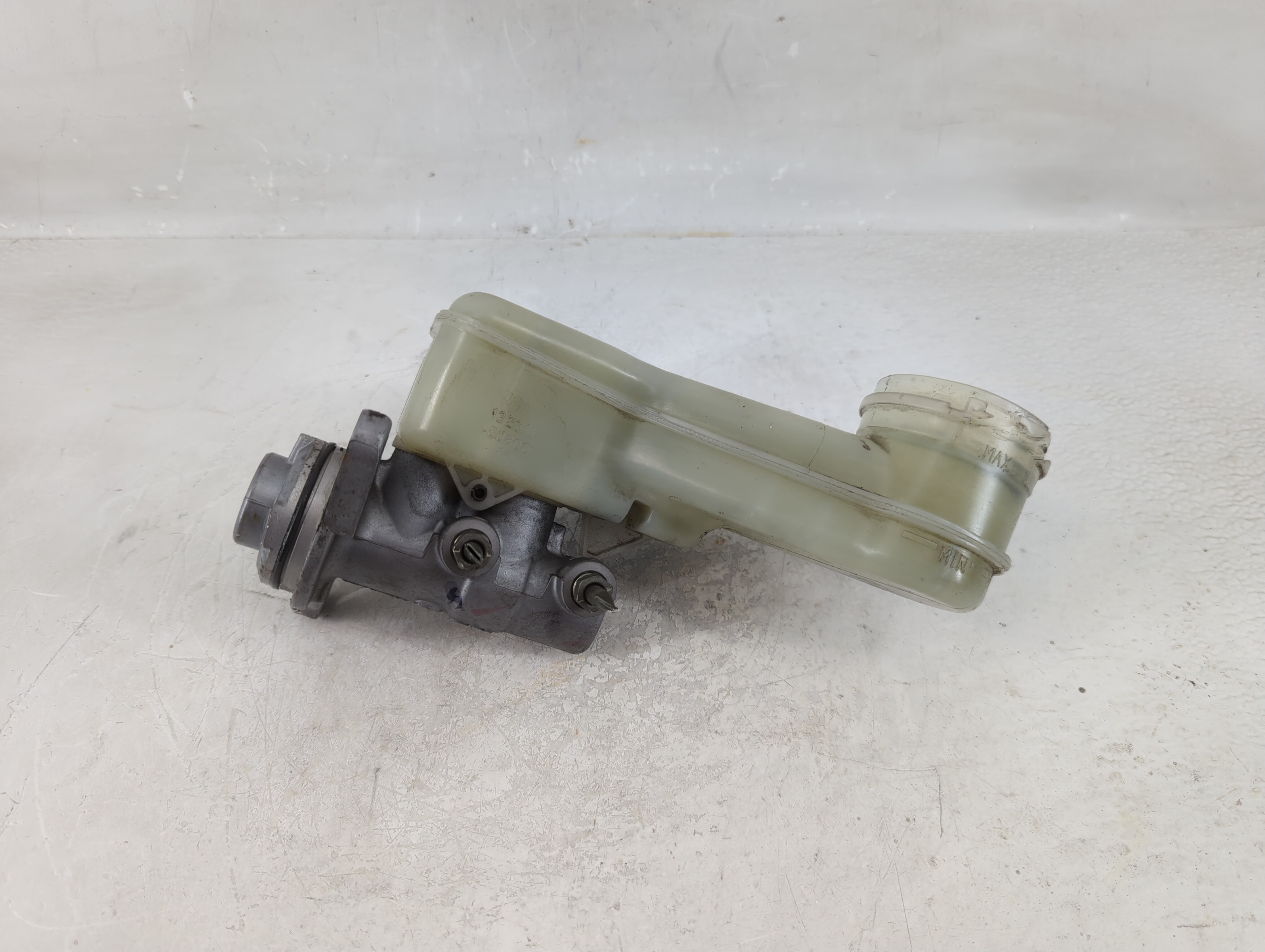 2011-2017 Honda Odyssey Brake Master Cylinder 1208515 - Oemusedautoparts1.com