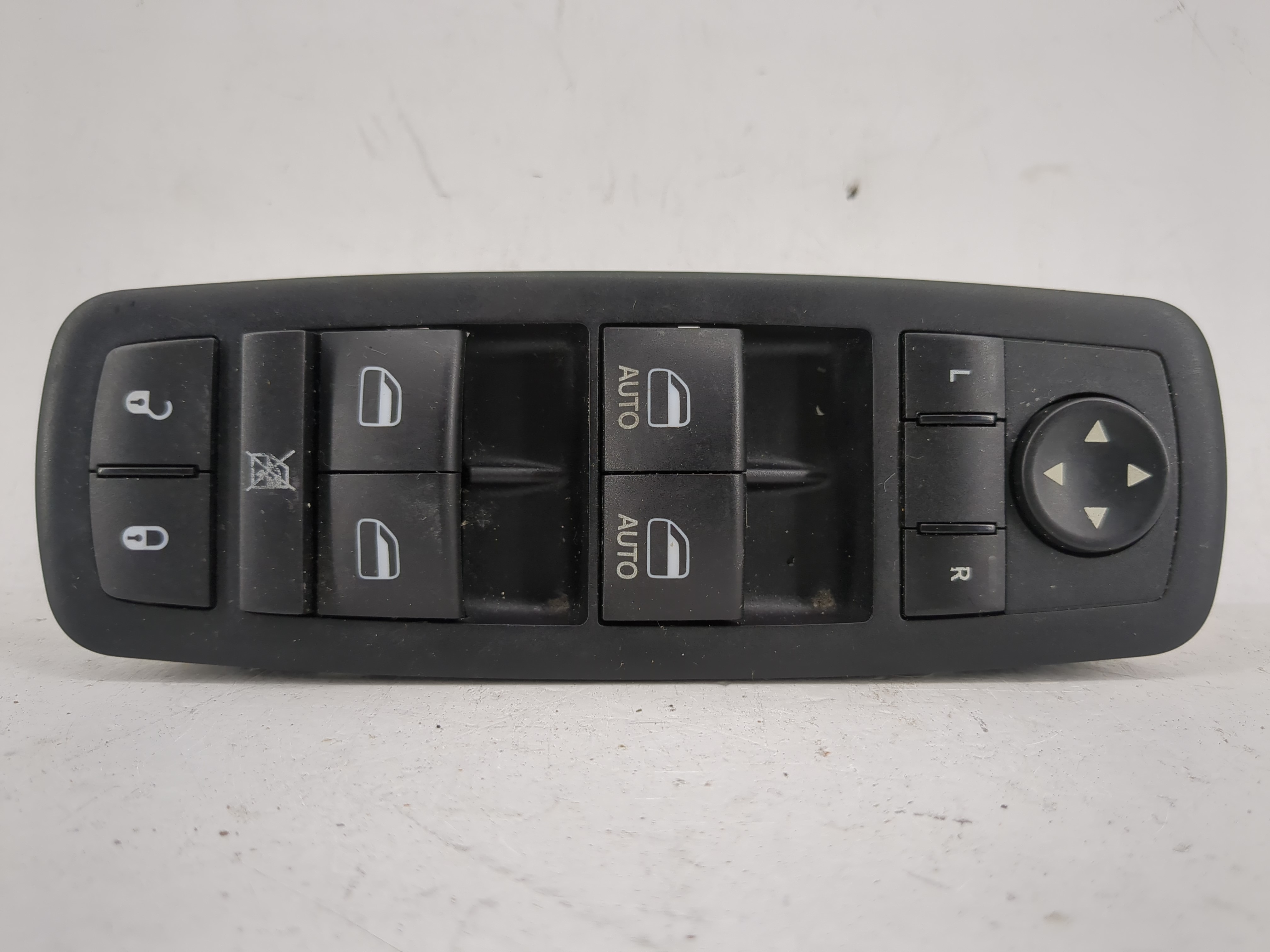 2015-2022 Jeep Cherokee Driver Left Door Master Power Window Switch 1208524 - Oemusedautoparts1.com