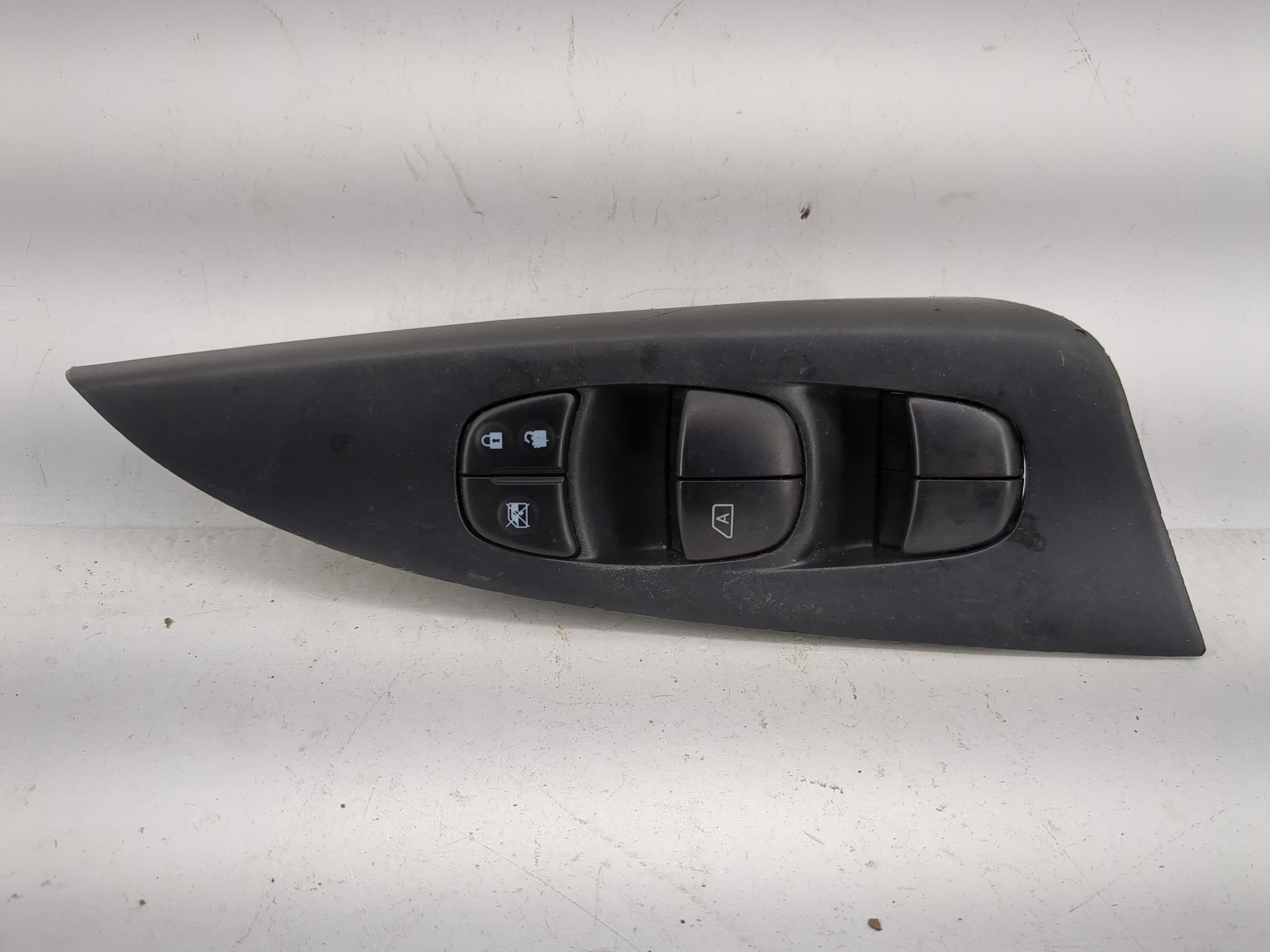 2013-2019 Nissan Sentra Driver Left Door Master Power Window Switch 1208532 - Oemusedautoparts1.com