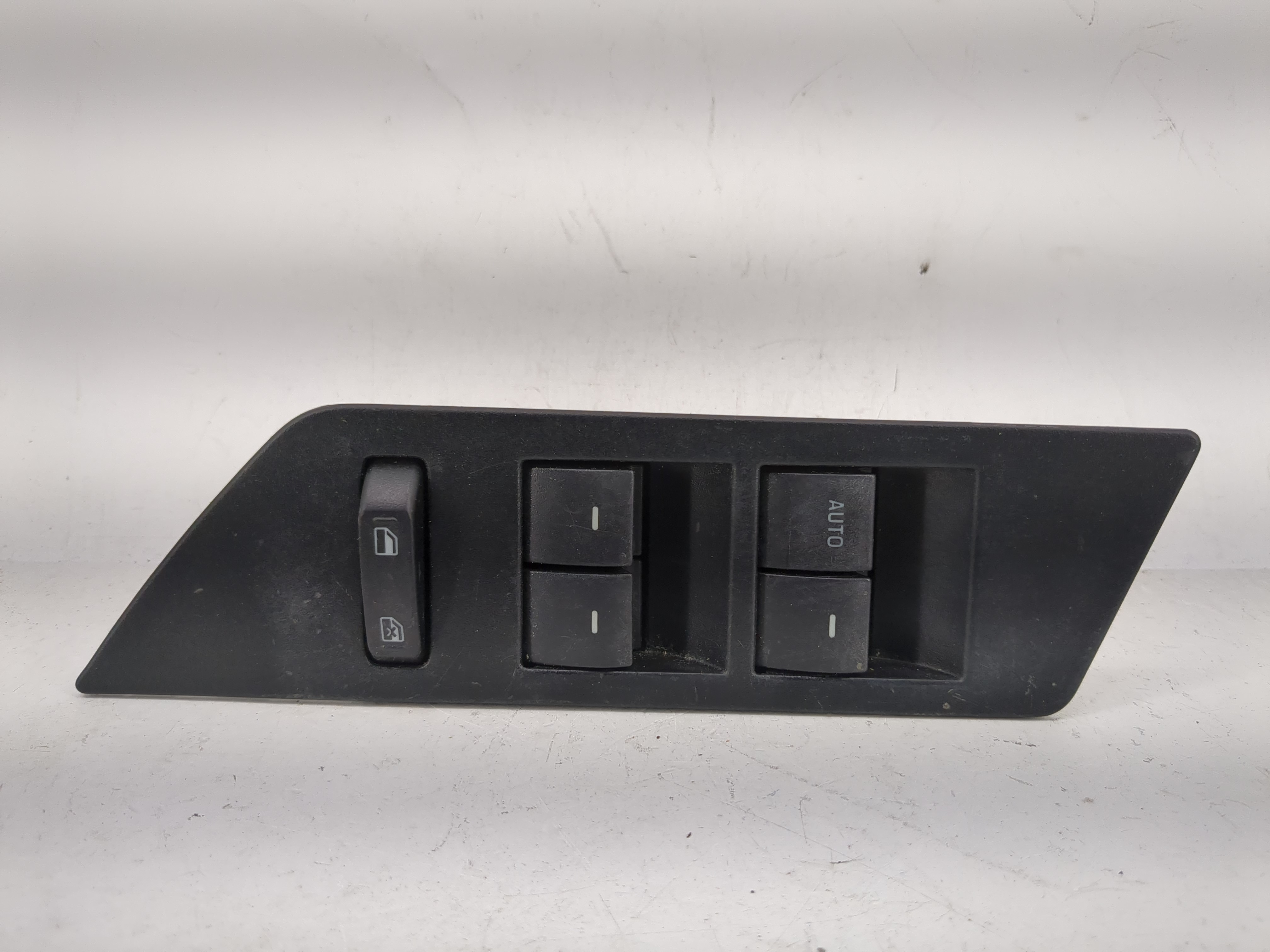 2008-2011 Ford Focus Driver Left Door Master Power Window Switch 1208568 - Oemusedautoparts1.com
