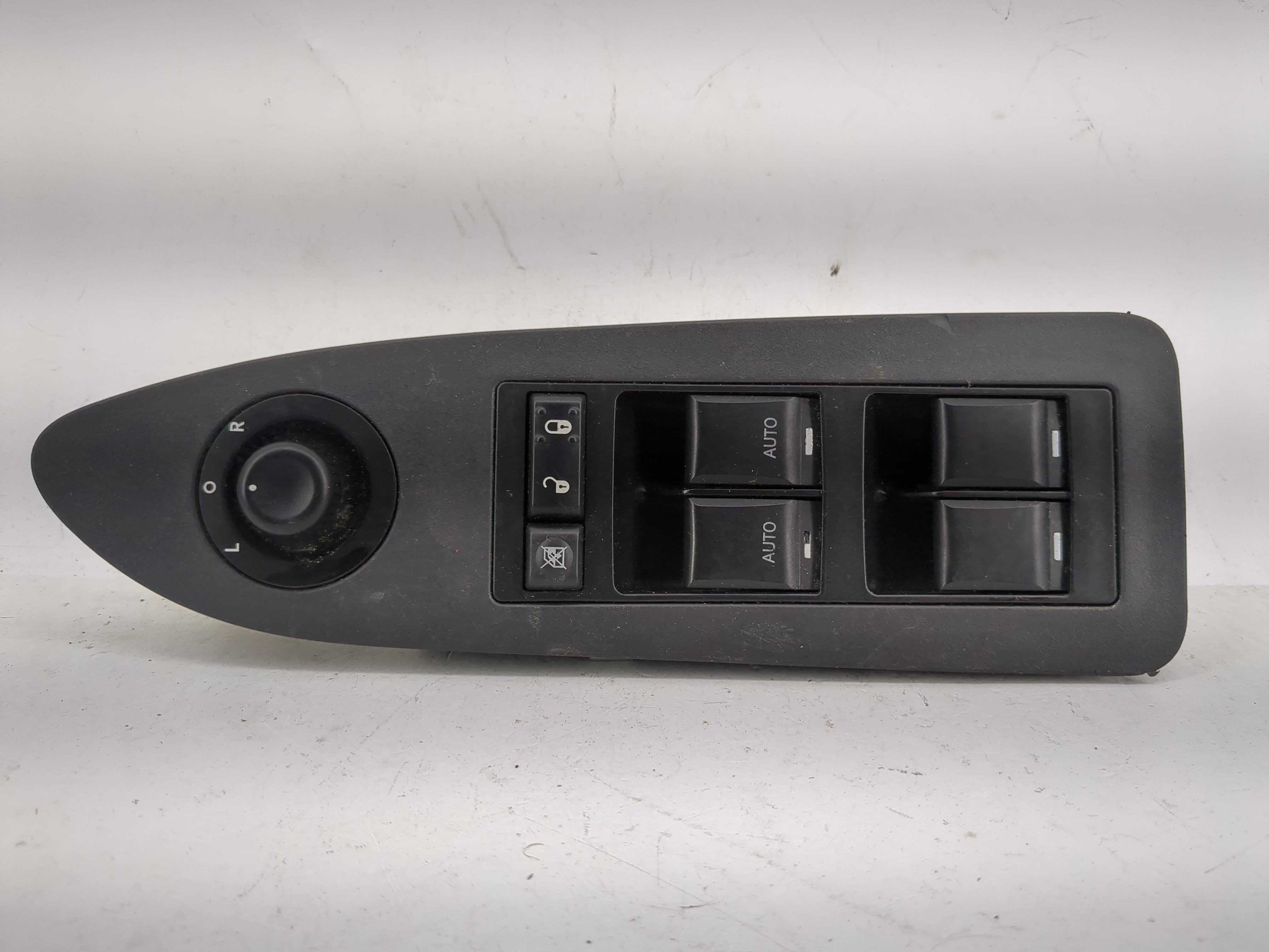 Jeep Compass Driver Left Door Master Power Window Switch 04602781aa 1208571 - Oemusedautoparts1.com